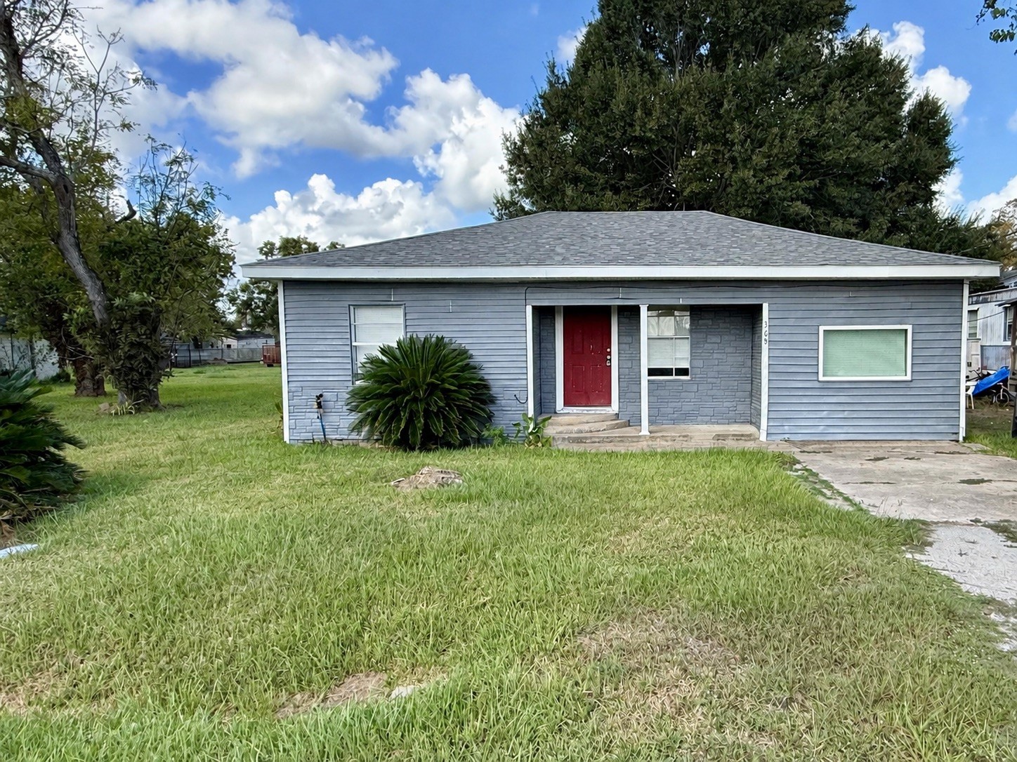 308 Bennett Property Photo 1