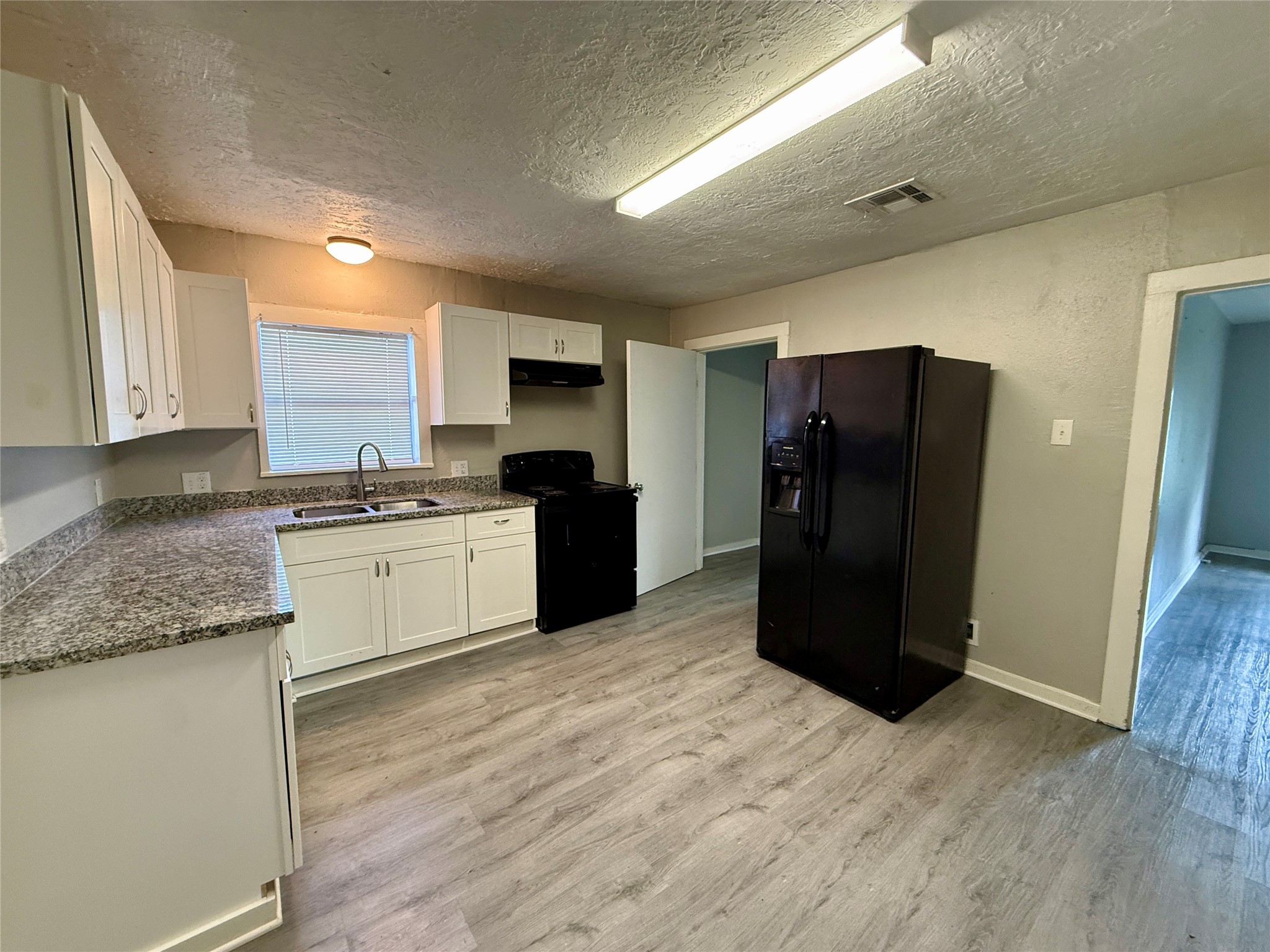 308 Bennett Property Photo 4