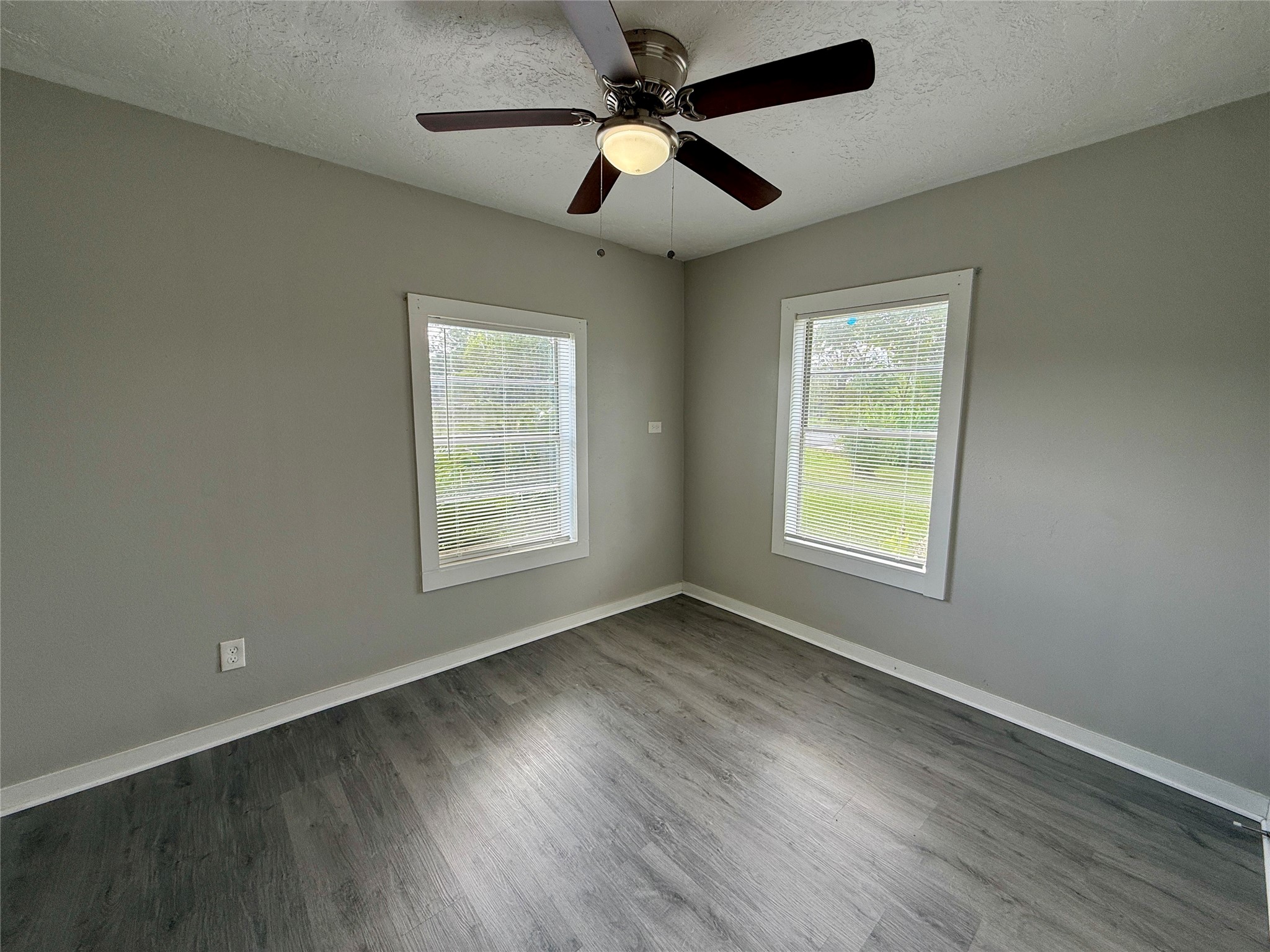 308 Bennett Property Photo 5