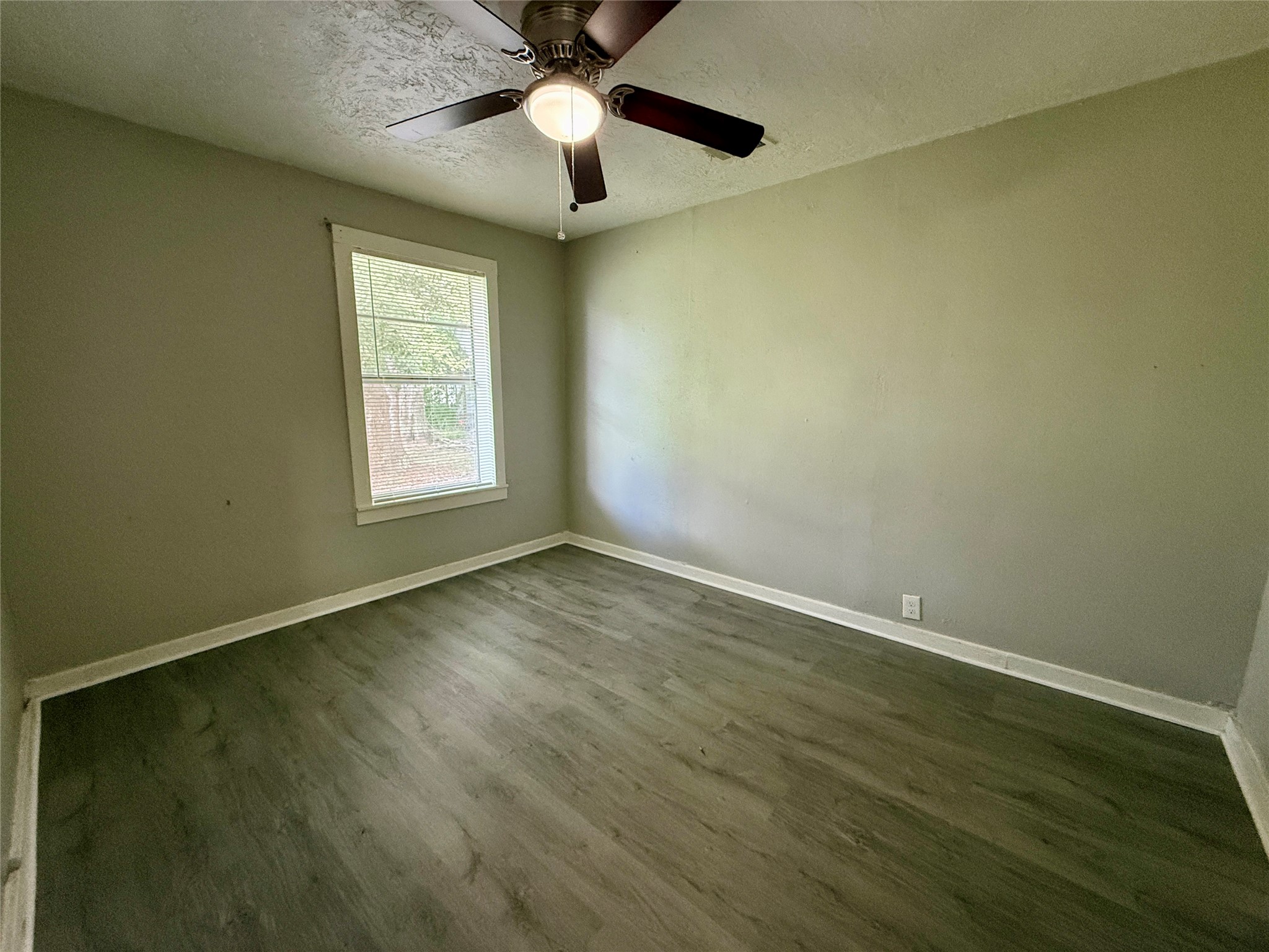 308 Bennett Property Photo 9
