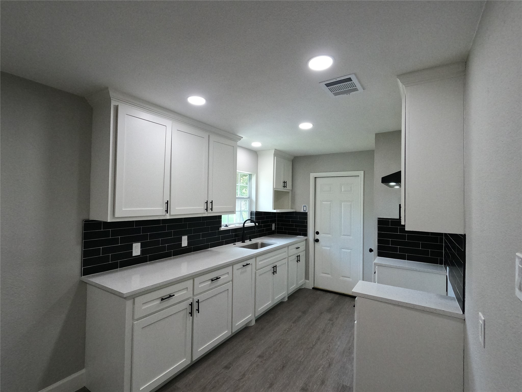 6622 Cobalt Street Property Photo 2