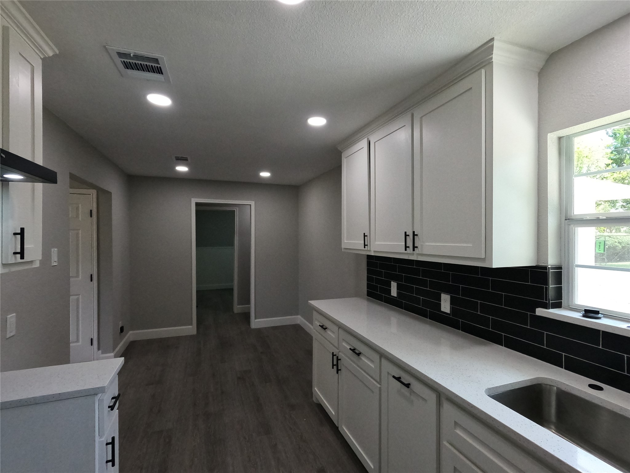 6622 Cobalt Street Property Photo 3