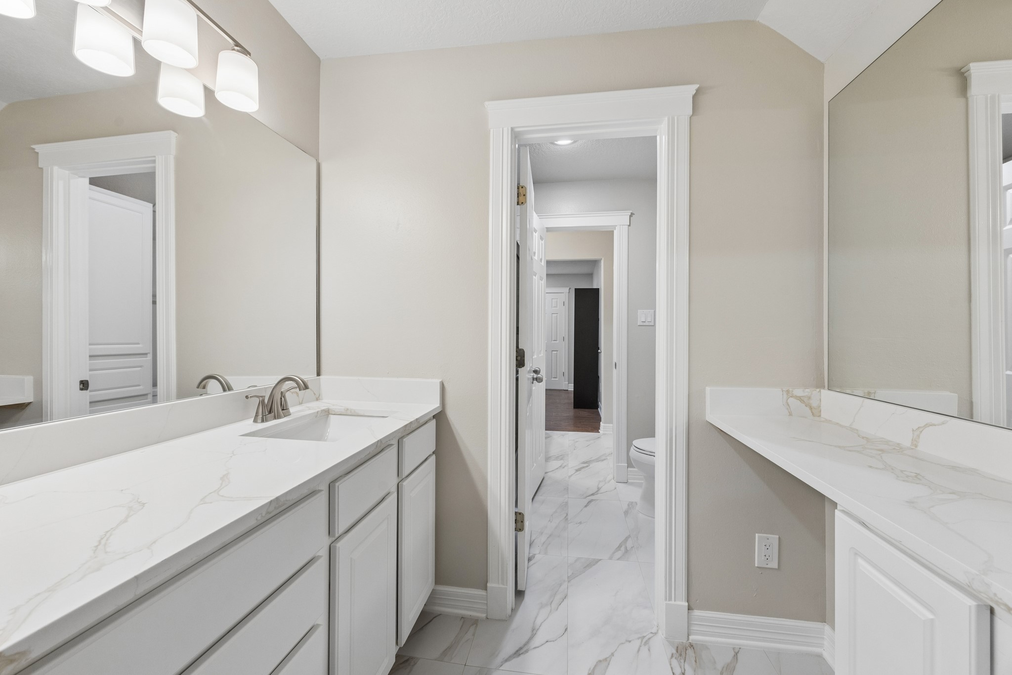2258 Maler Road Property Photo 21