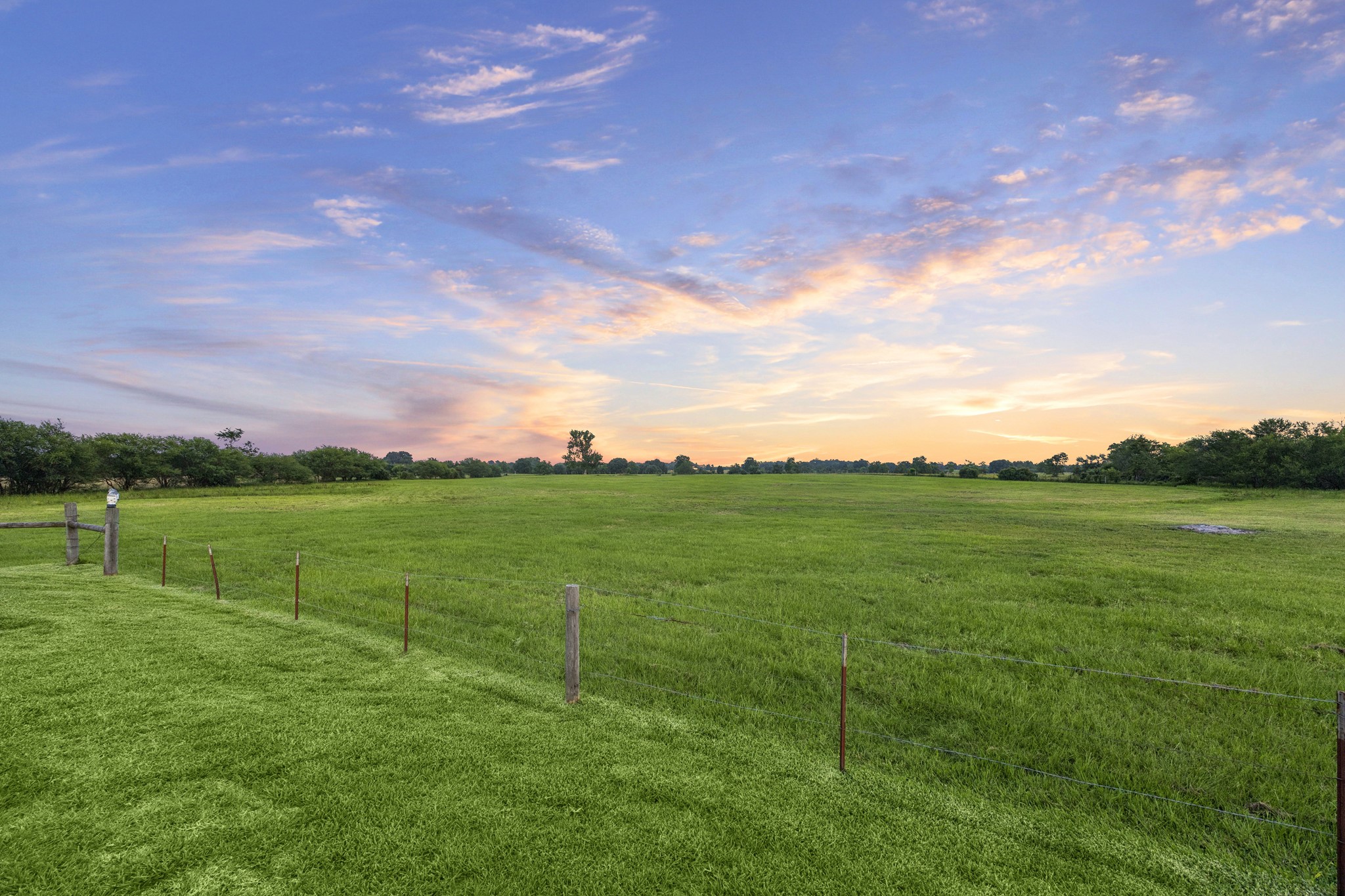 2258 Maler Road Property Photo 35