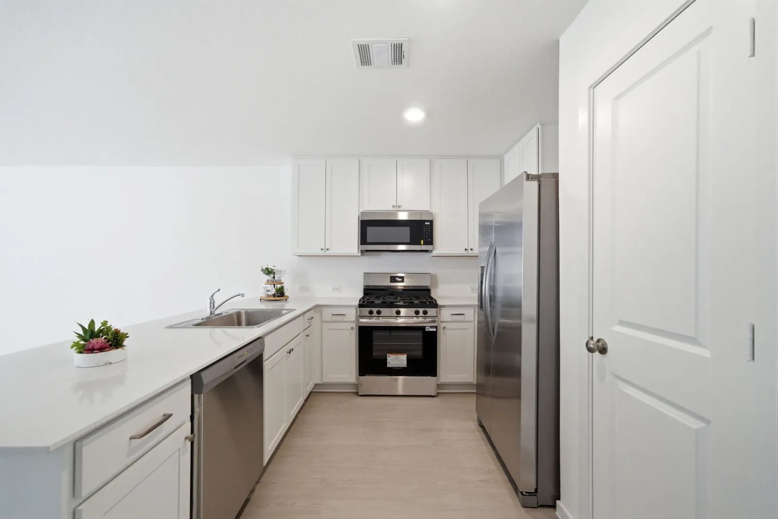 5643 Shelford Birch Drive Property Photo 12