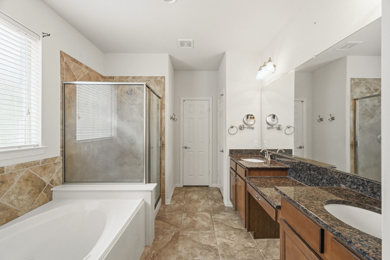 20716 Laura Lee Lane Property Photo 12