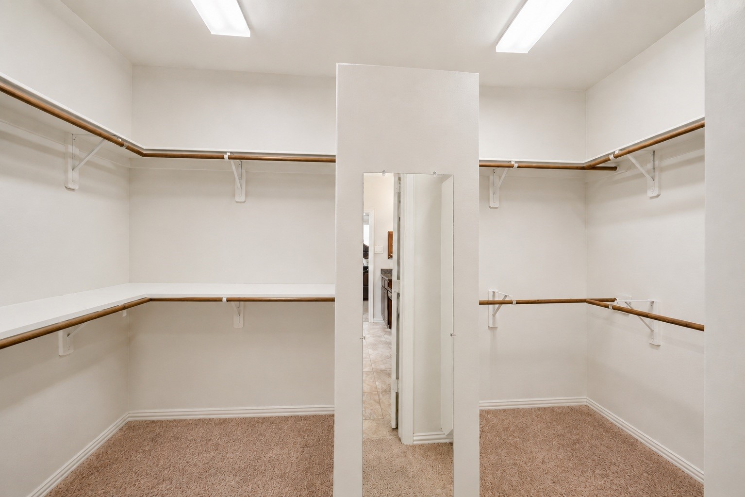 20716 Laura Lee Lane Property Photo 14