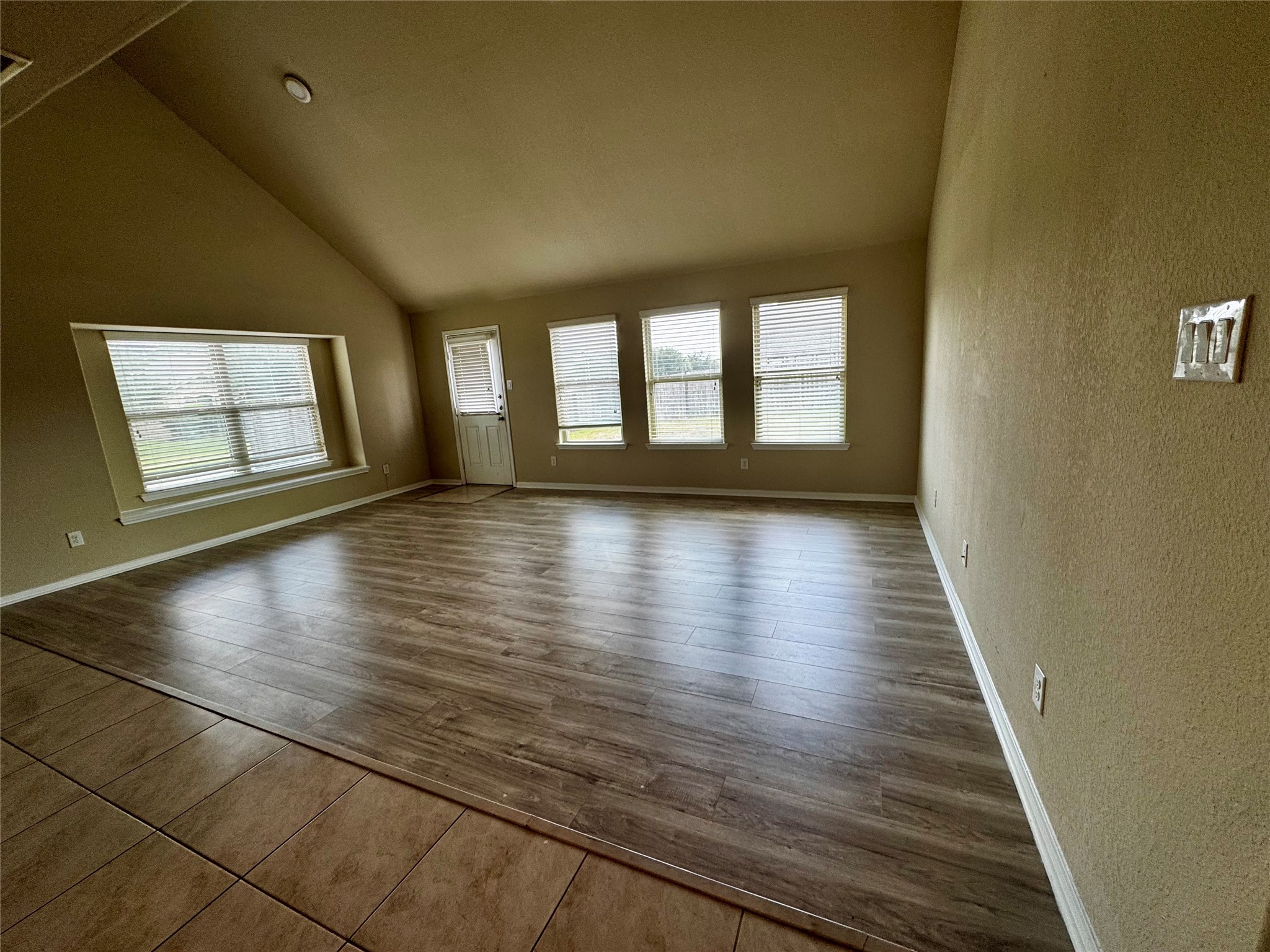 2903 Mcdonough Way Property Photo 7