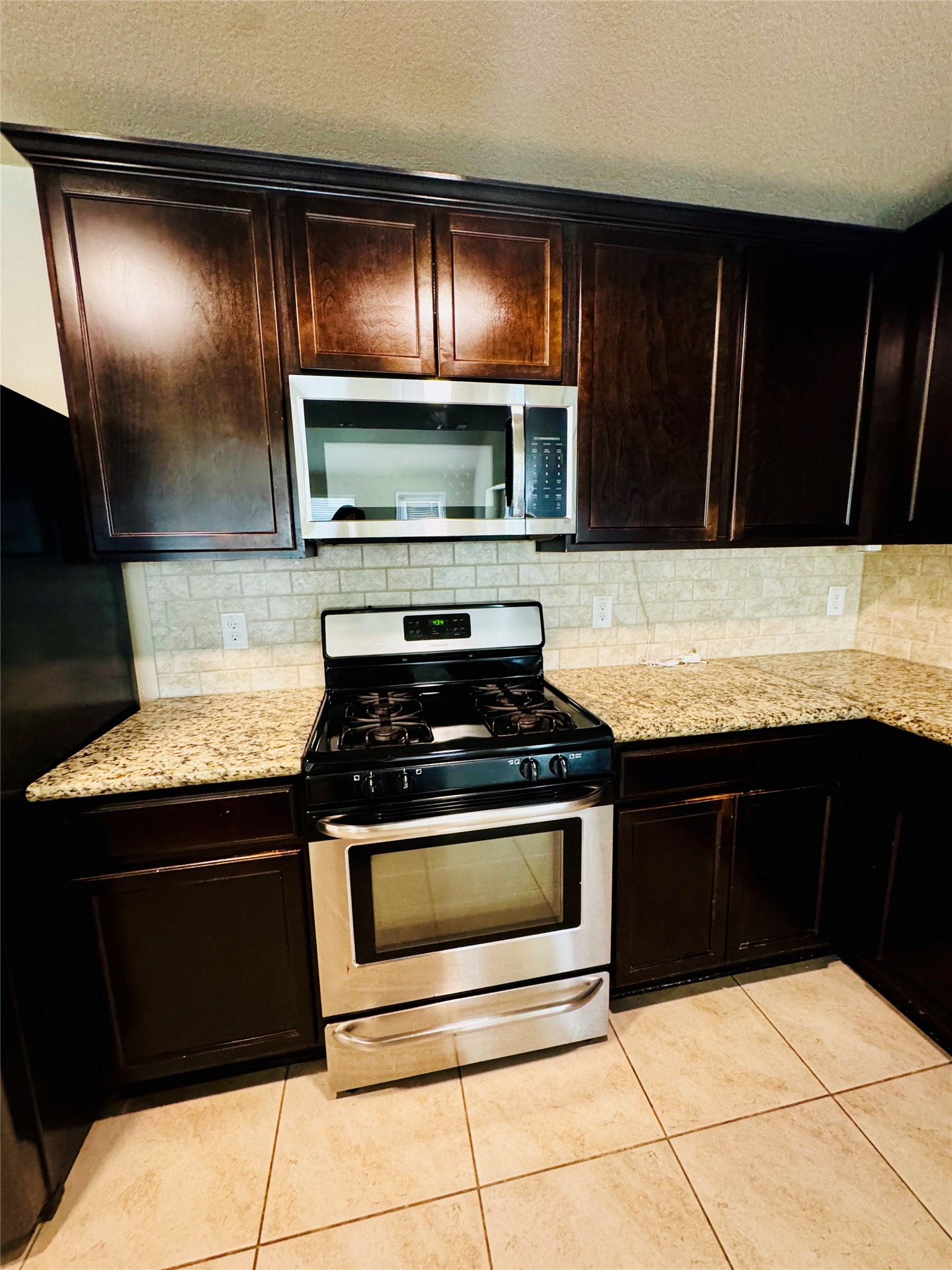 2903 Mcdonough Way Property Photo 9