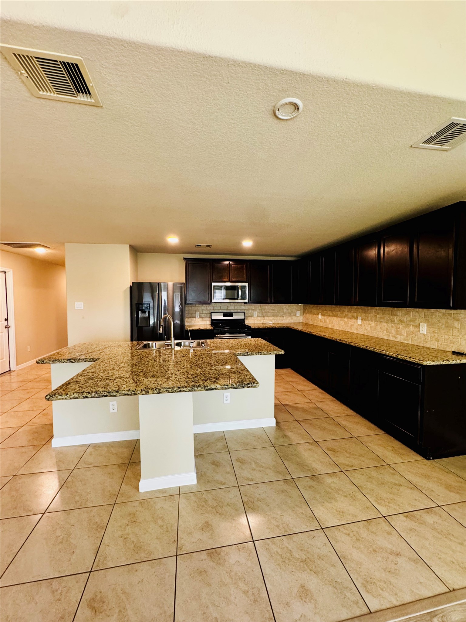 2903 Mcdonough Way Property Photo 10