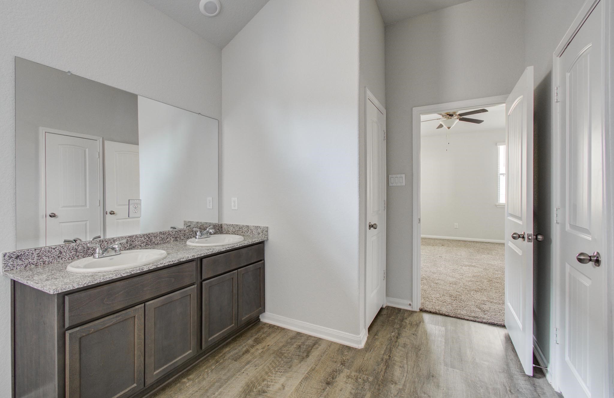 2009 Cedar Branch Drive Property Photo 18