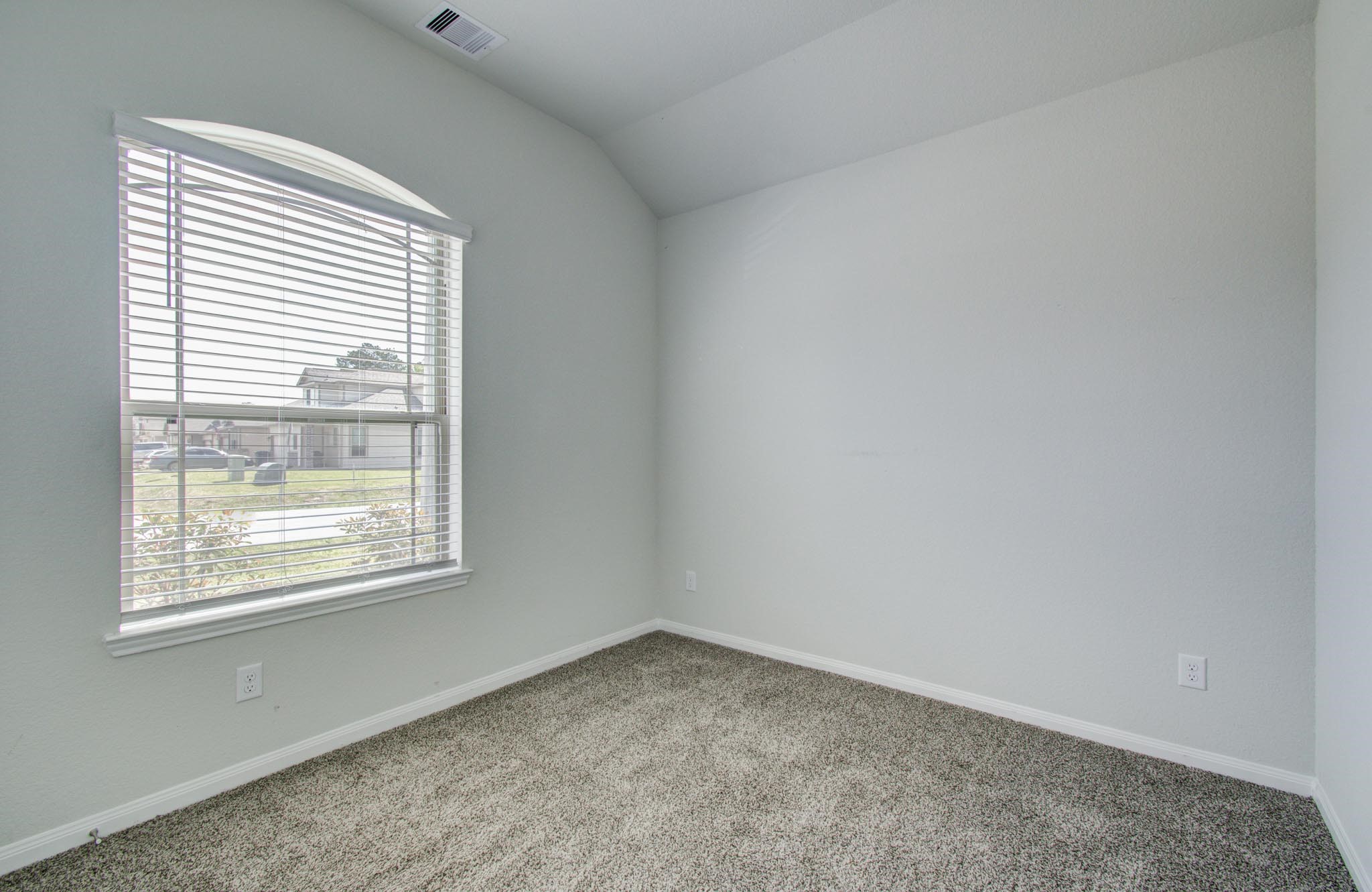 2009 Cedar Branch Drive Property Photo 23