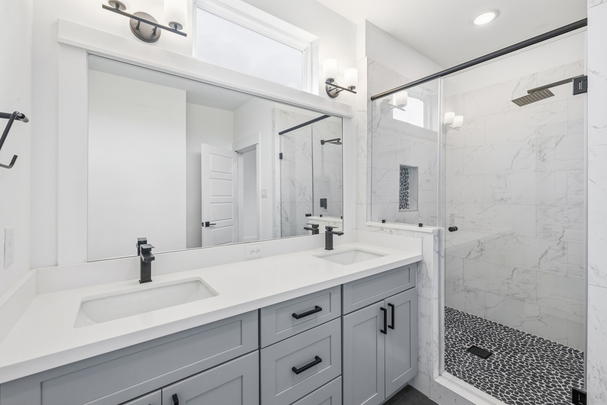1404 Mansfield Street Property Photo 9