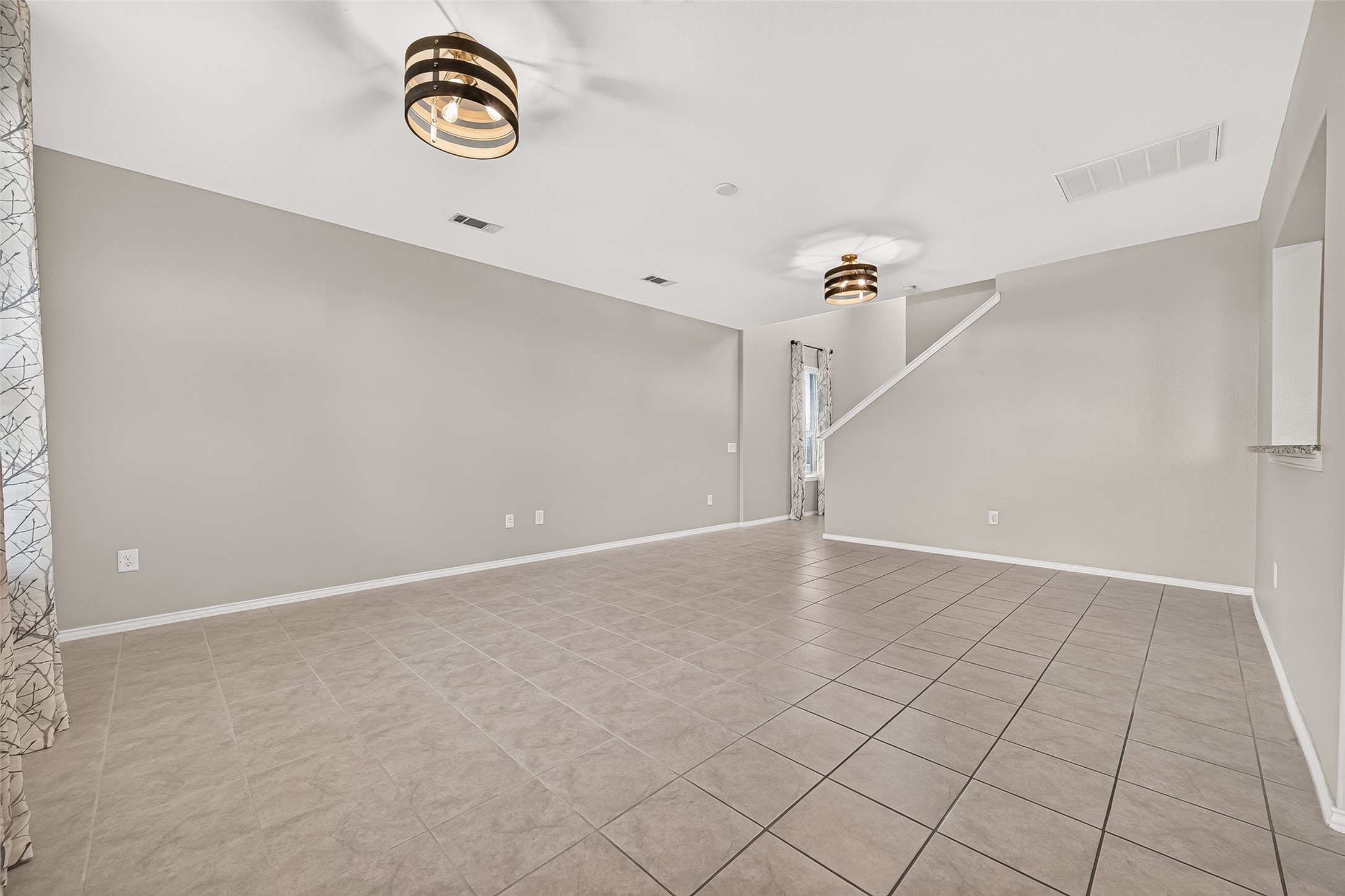 5911 Waggoner Ranch Trail Property Photo 7