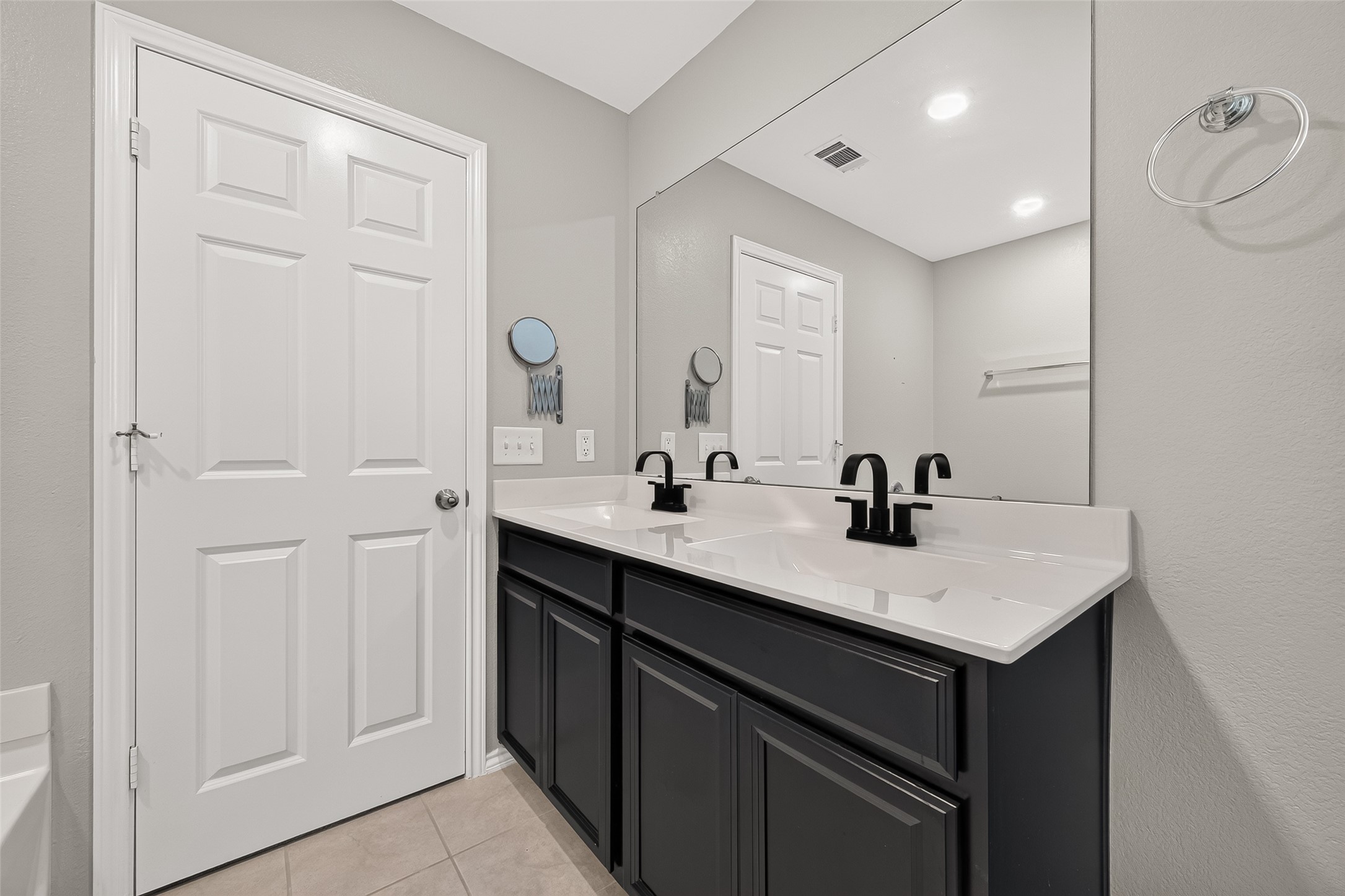 5911 Waggoner Ranch Trail Property Photo 25