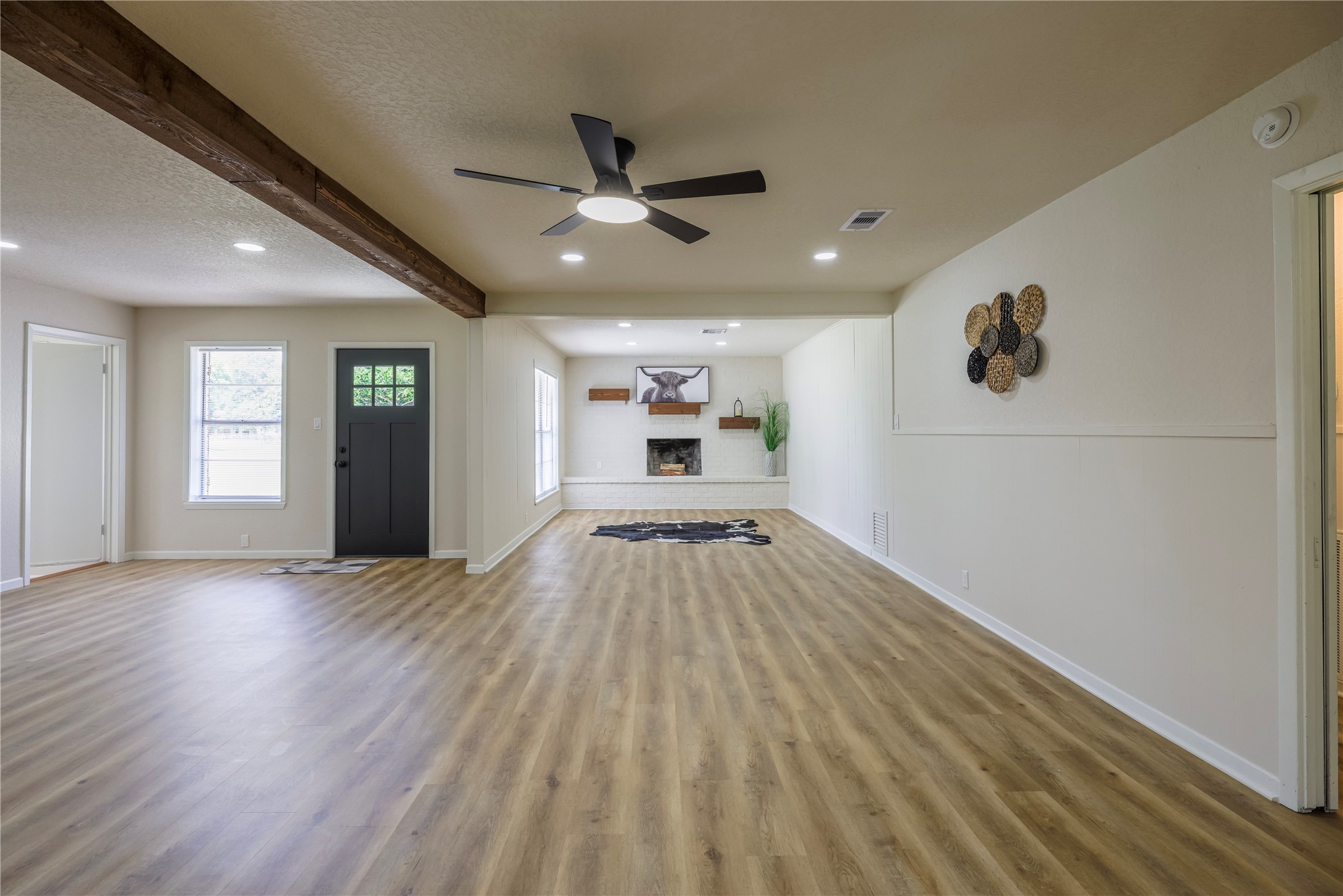 223 Lee Avenue Property Photo 8