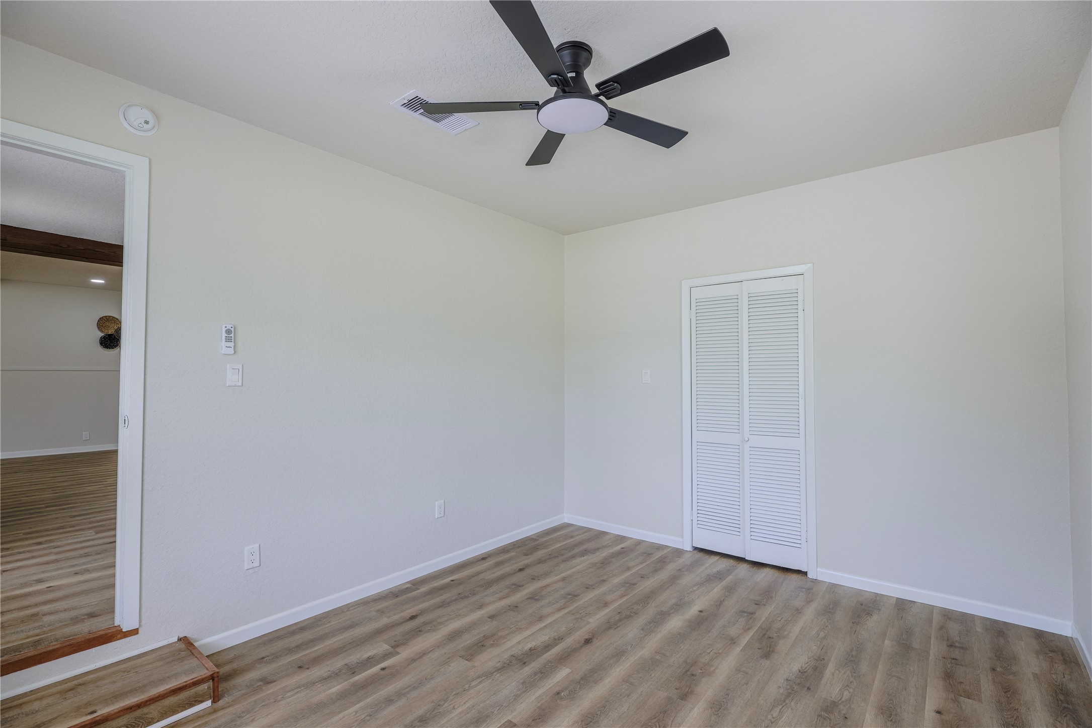 223 Lee Avenue Property Photo 25