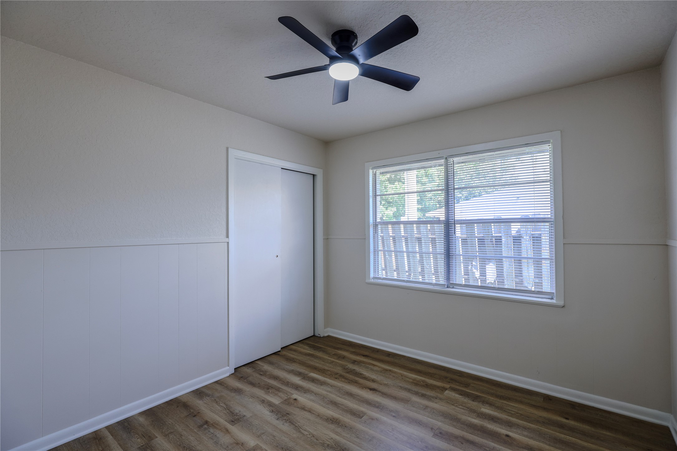 223 Lee Avenue Property Photo 29