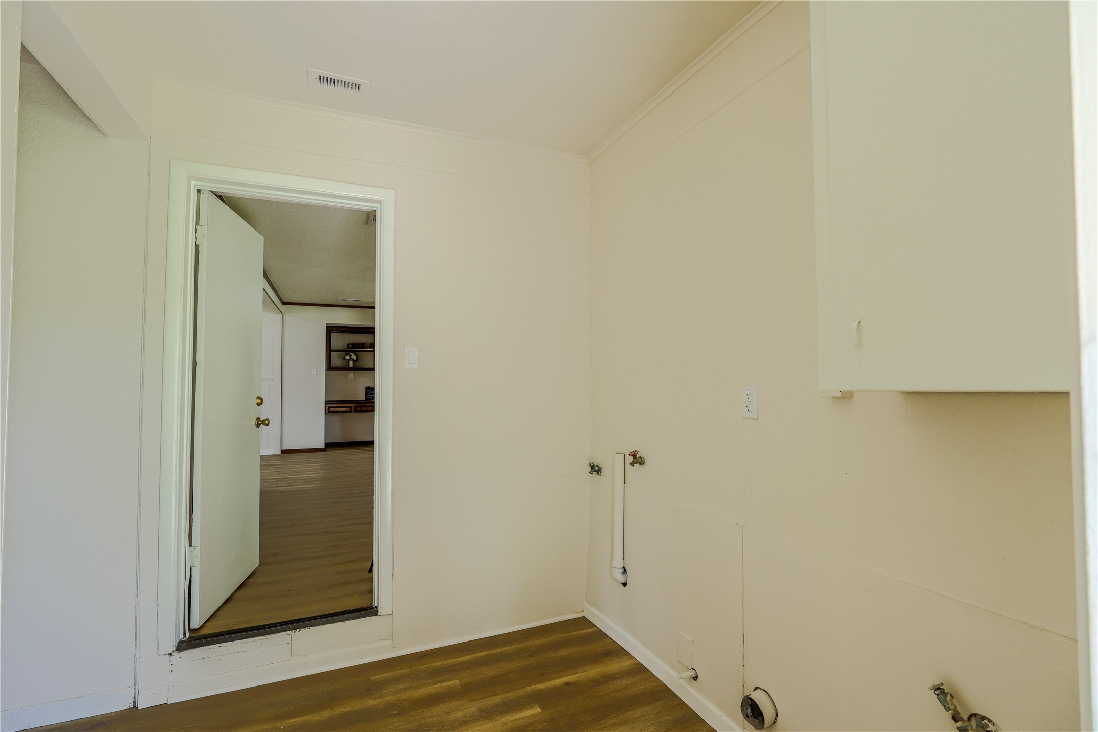 223 Lee Avenue Property Photo 30