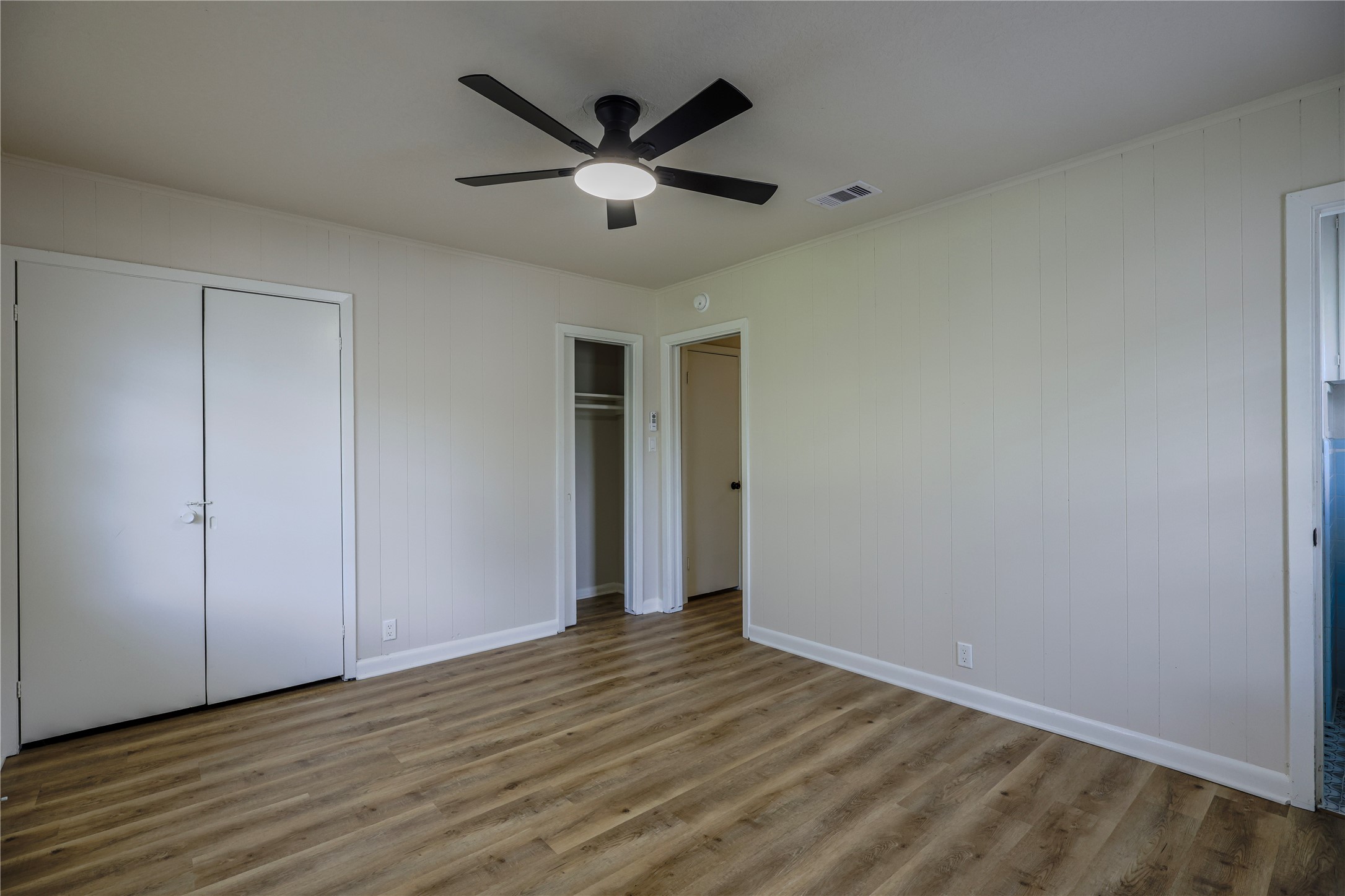 223 Lee Avenue Property Photo 34