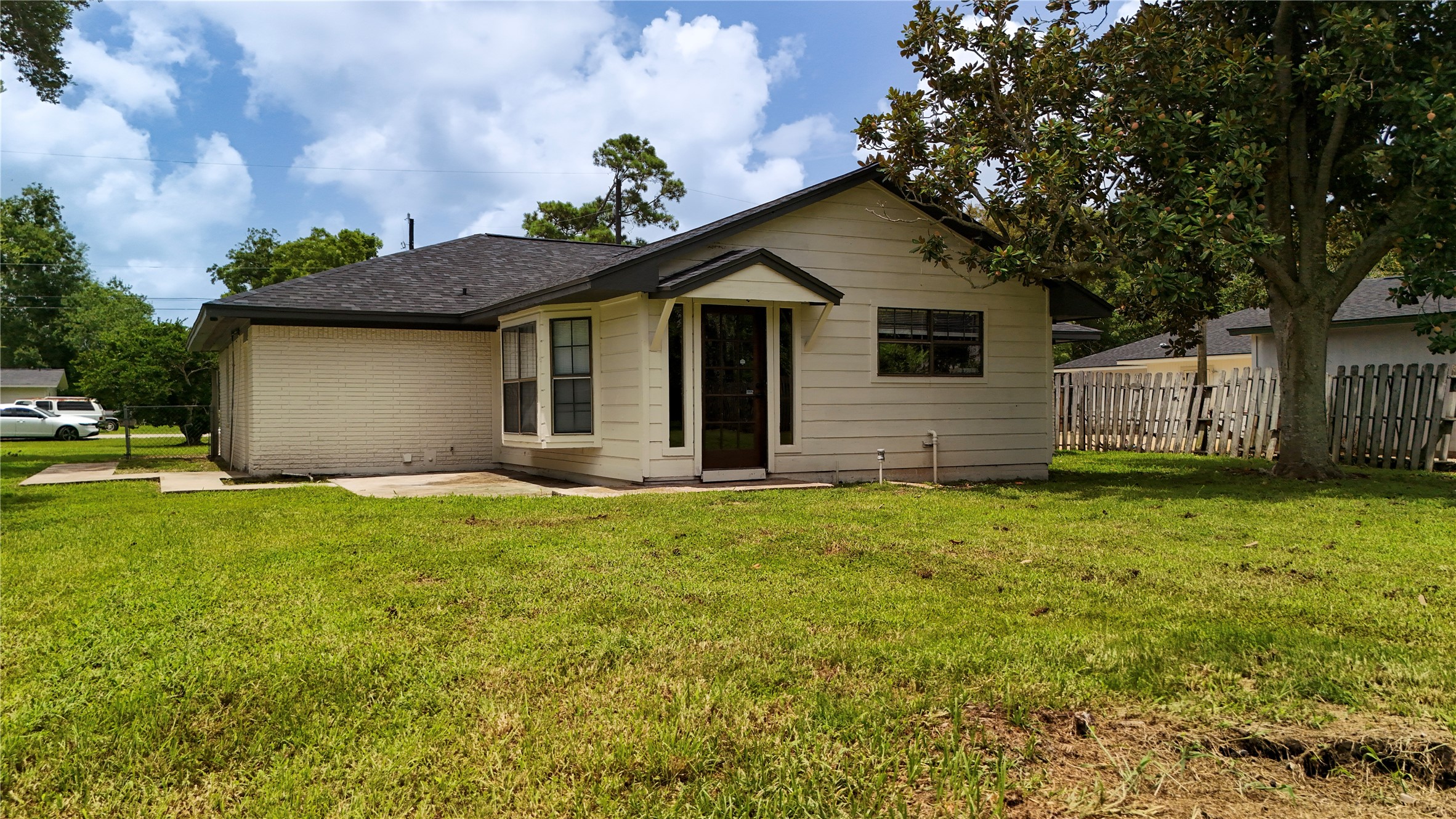 223 Lee Avenue Property Photo 47