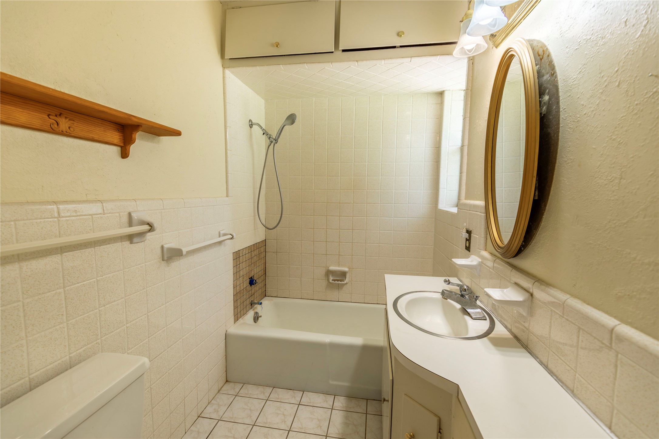 1092 South Holland Street Property Photo 7