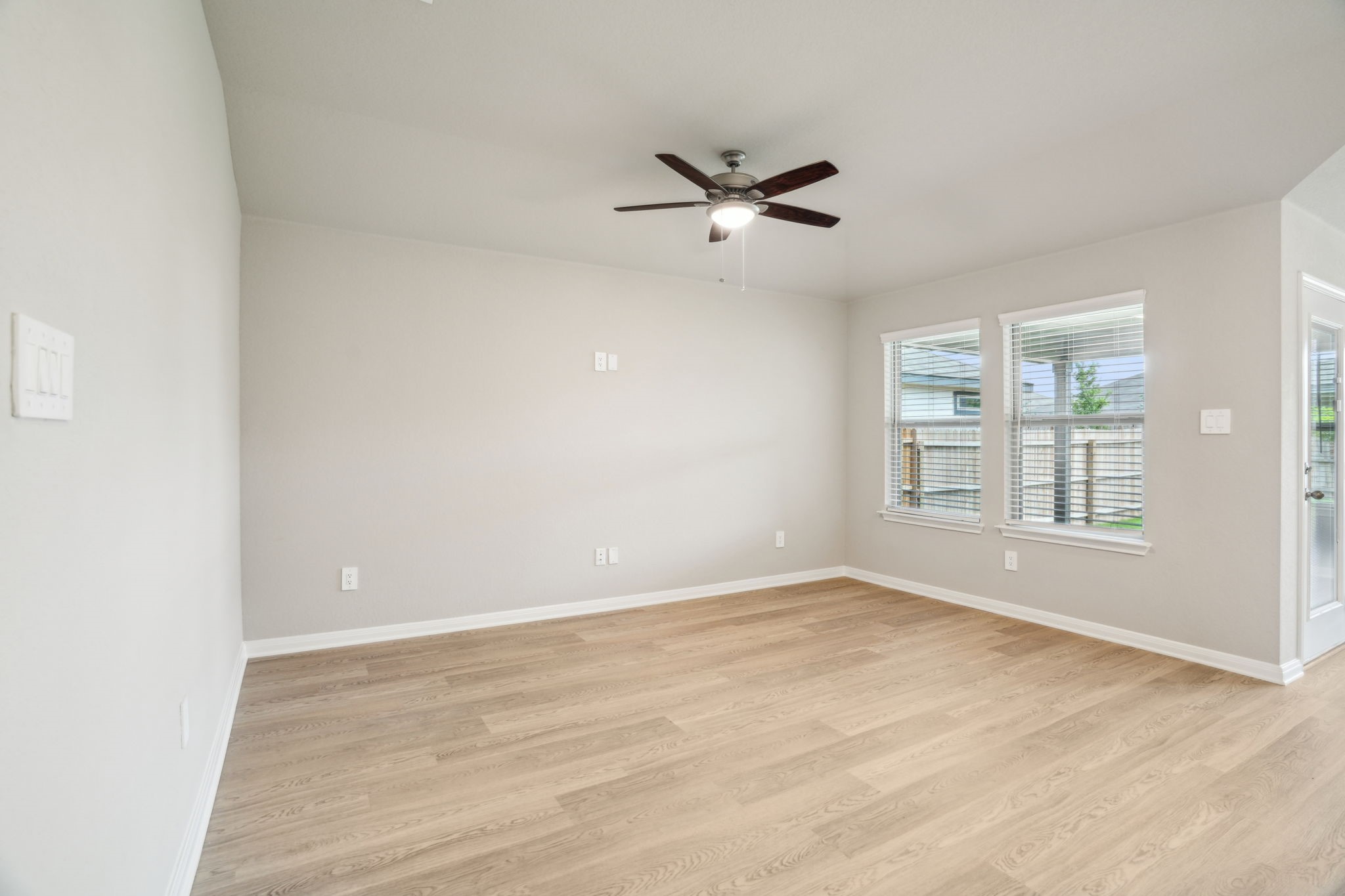 12011 Shining Lake Drive Property Photo 3