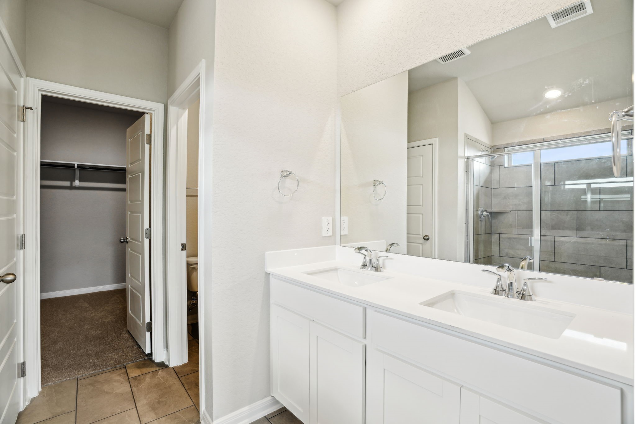 12011 Shining Lake Drive Property Photo 32