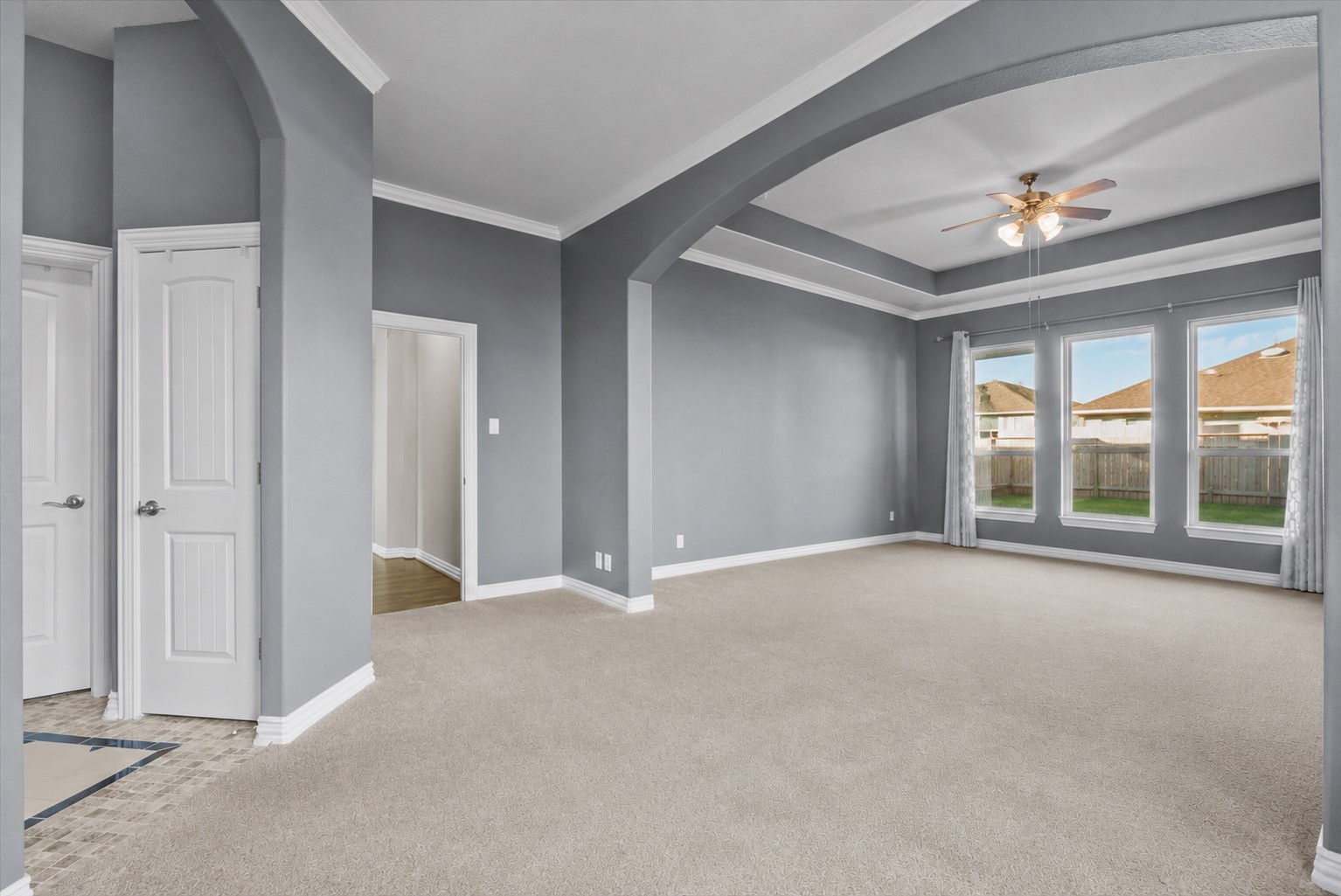 2414 Trocadero Lane Property Photo 6