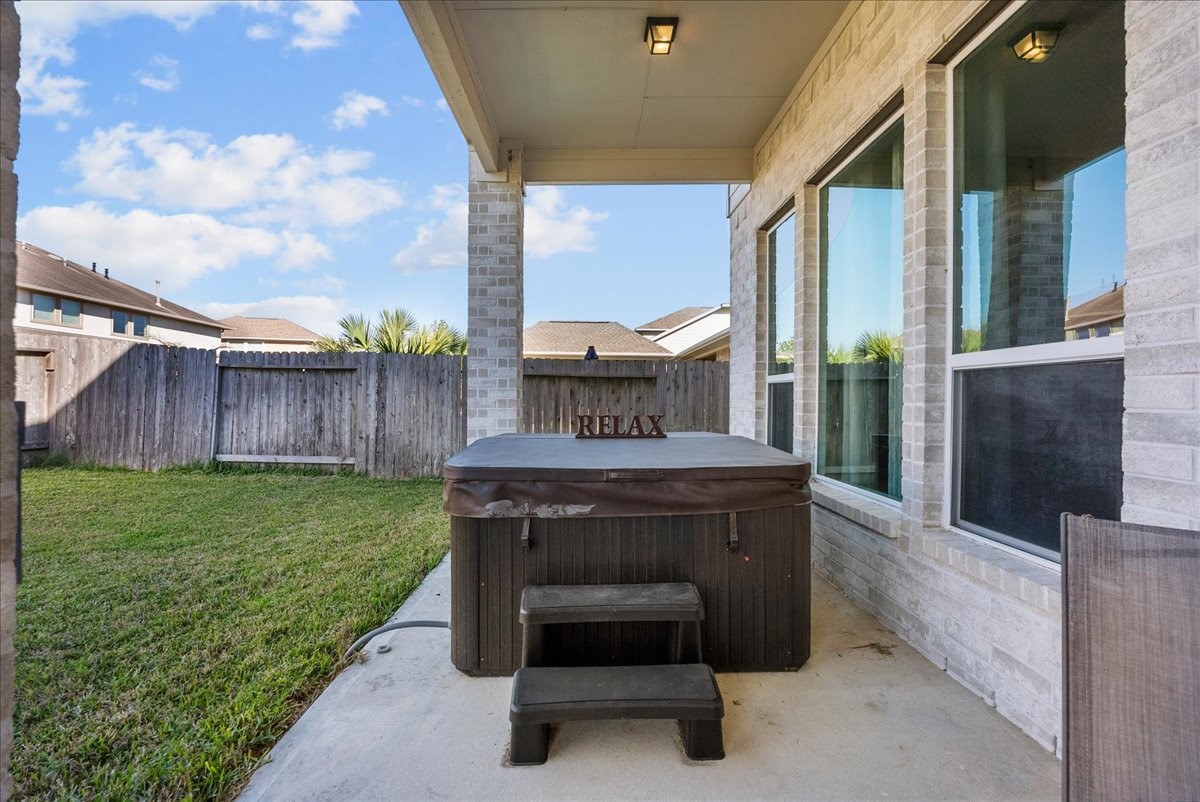 2414 Trocadero Lane Property Photo 34