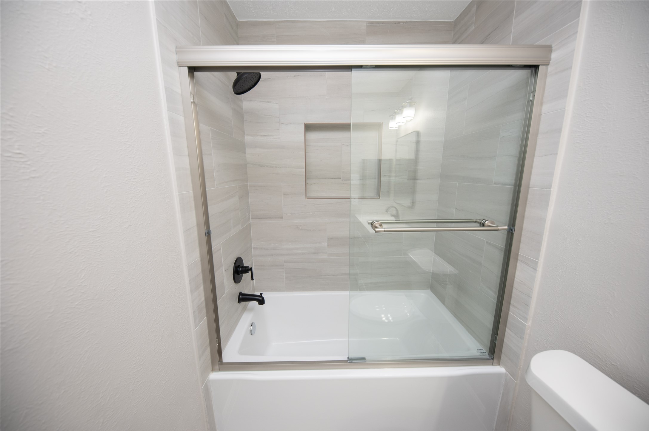4220 Belle Park Drive Property Photo 22