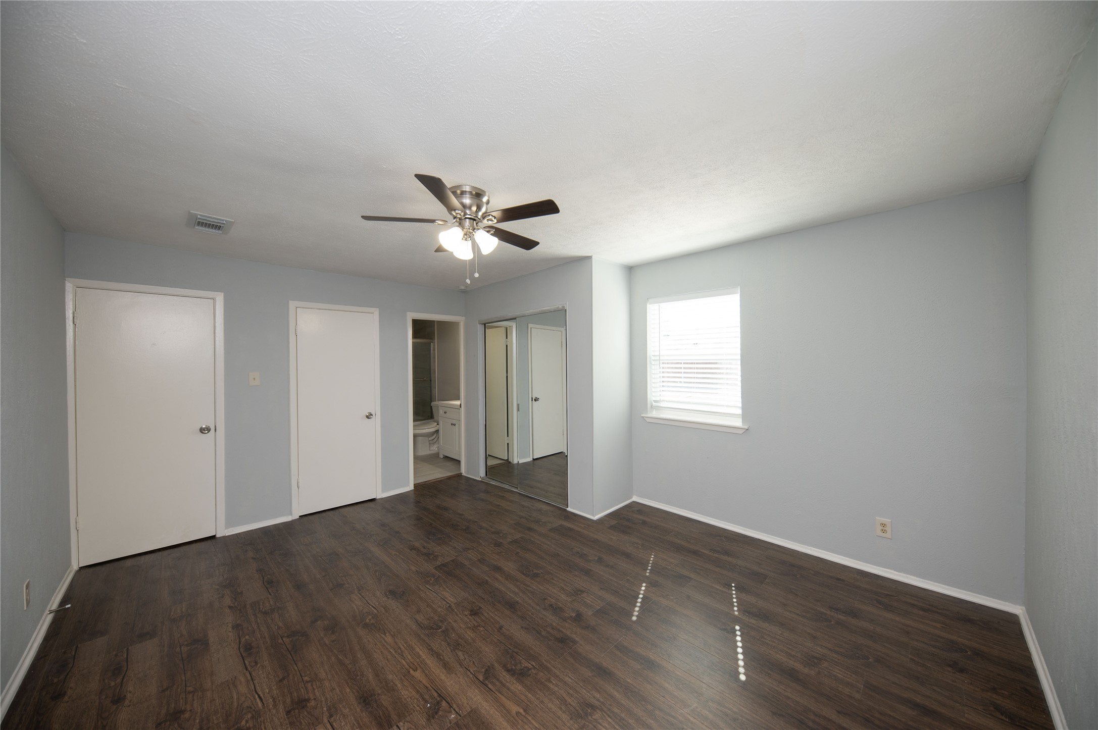 4220 Belle Park Drive Property Photo 25