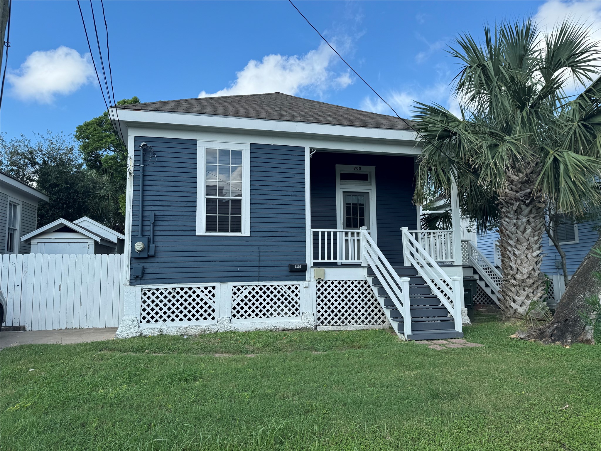 805 Saint Mary's Boulevard Property Photo 1