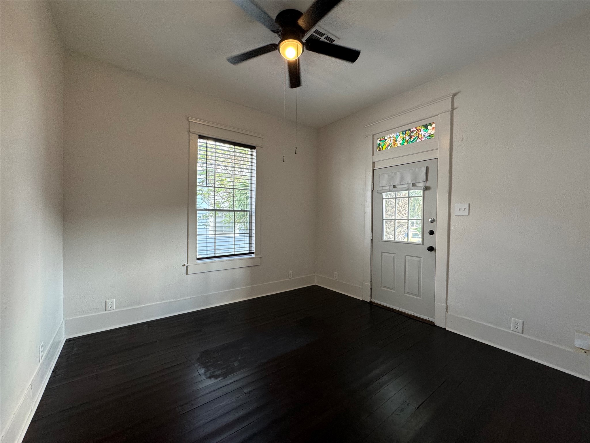 805 Saint Mary's Boulevard Property Photo 3