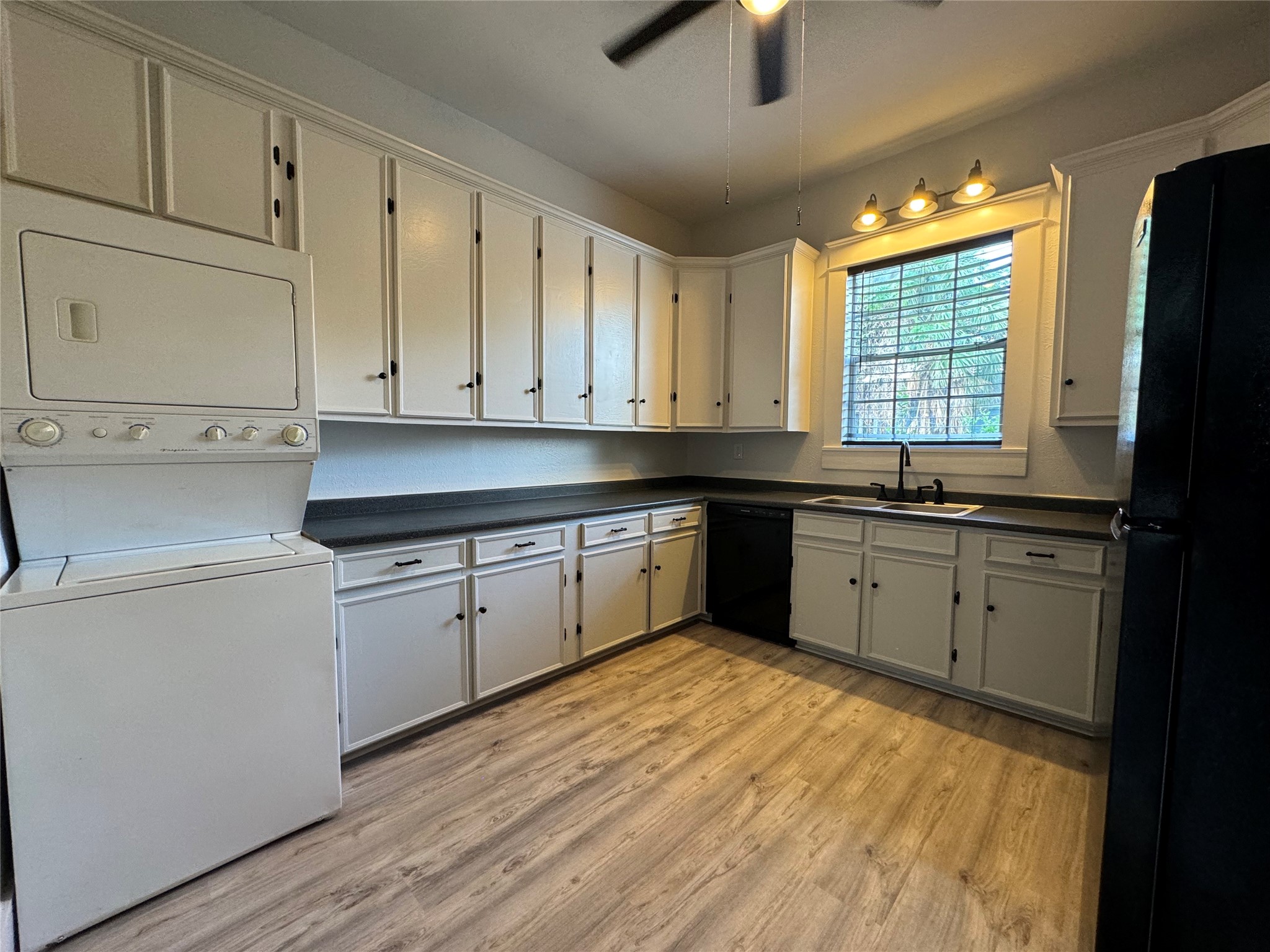 805 Saint Mary's Boulevard Property Photo 7