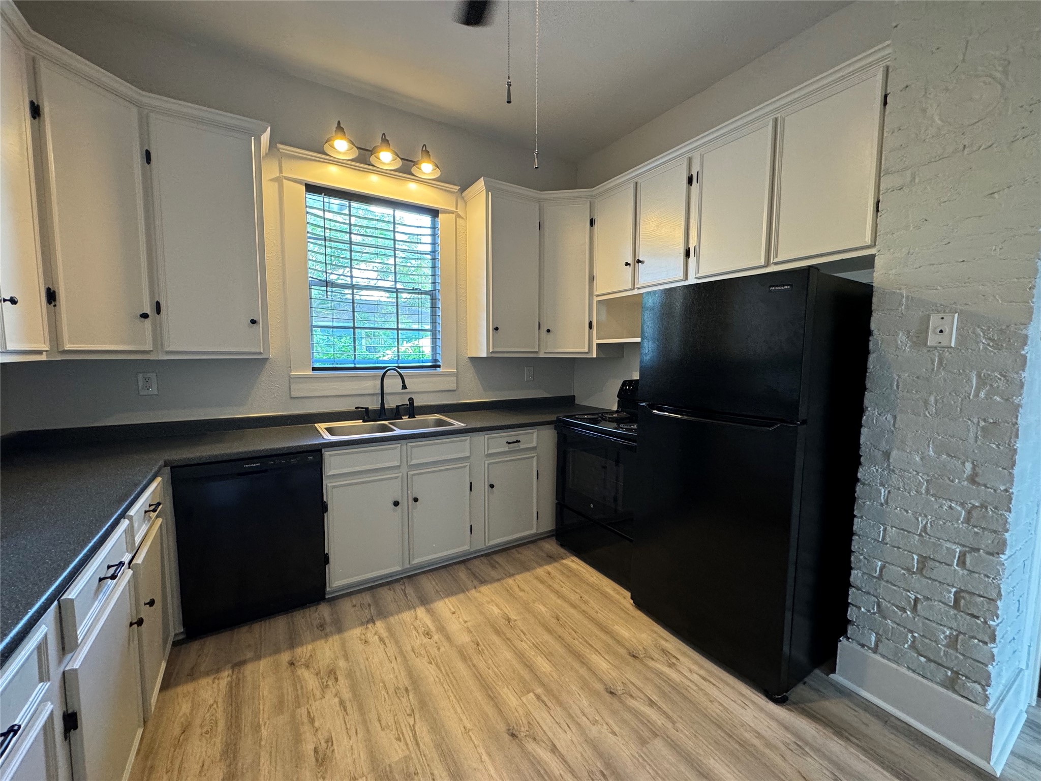 805 Saint Mary's Boulevard Property Photo 8