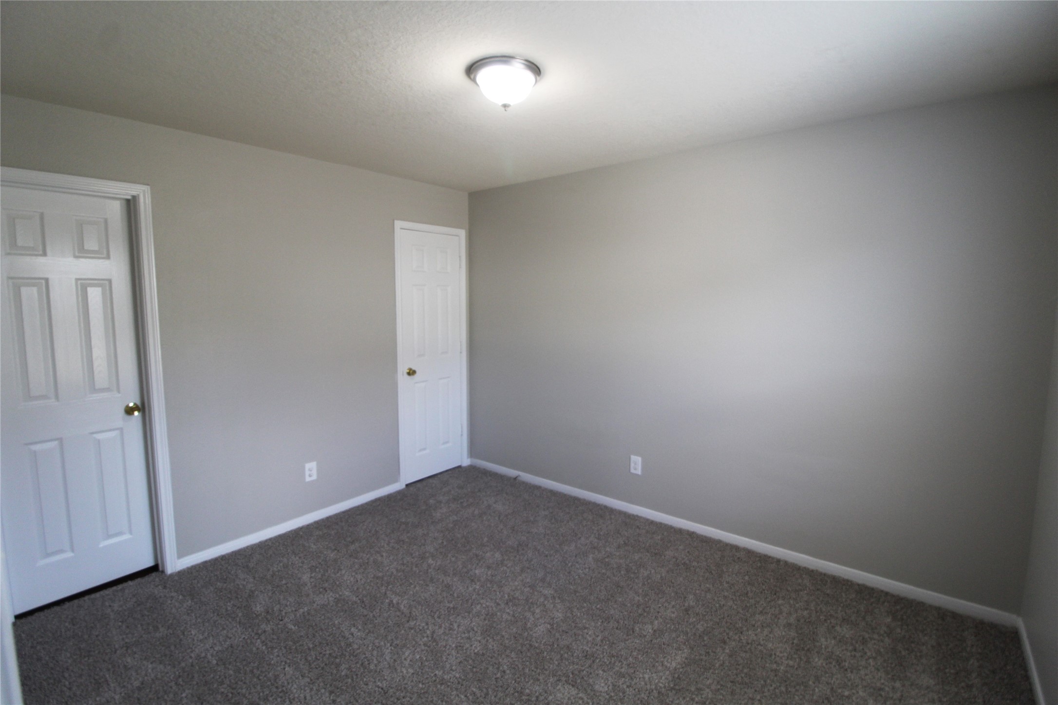 2834 Iris Valley Way Property Photo 13