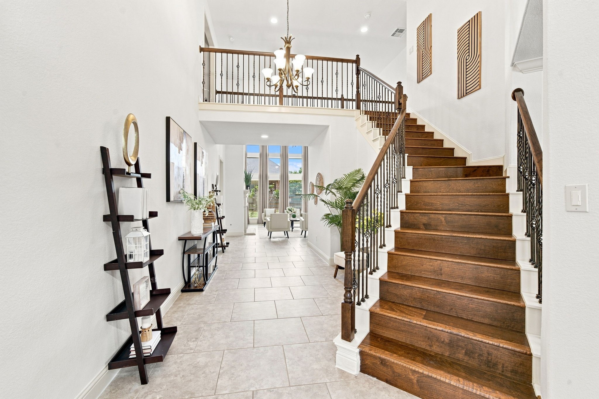 3923 Pebble Heights Lane Property Photo 6