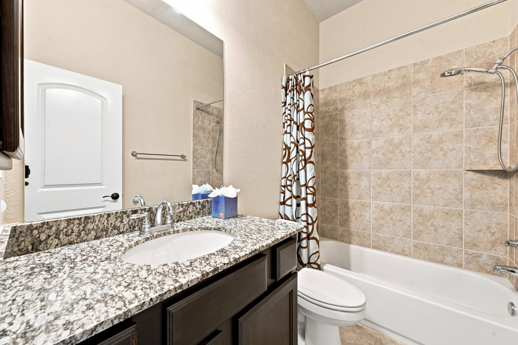 3923 Pebble Heights Lane Property Photo 32