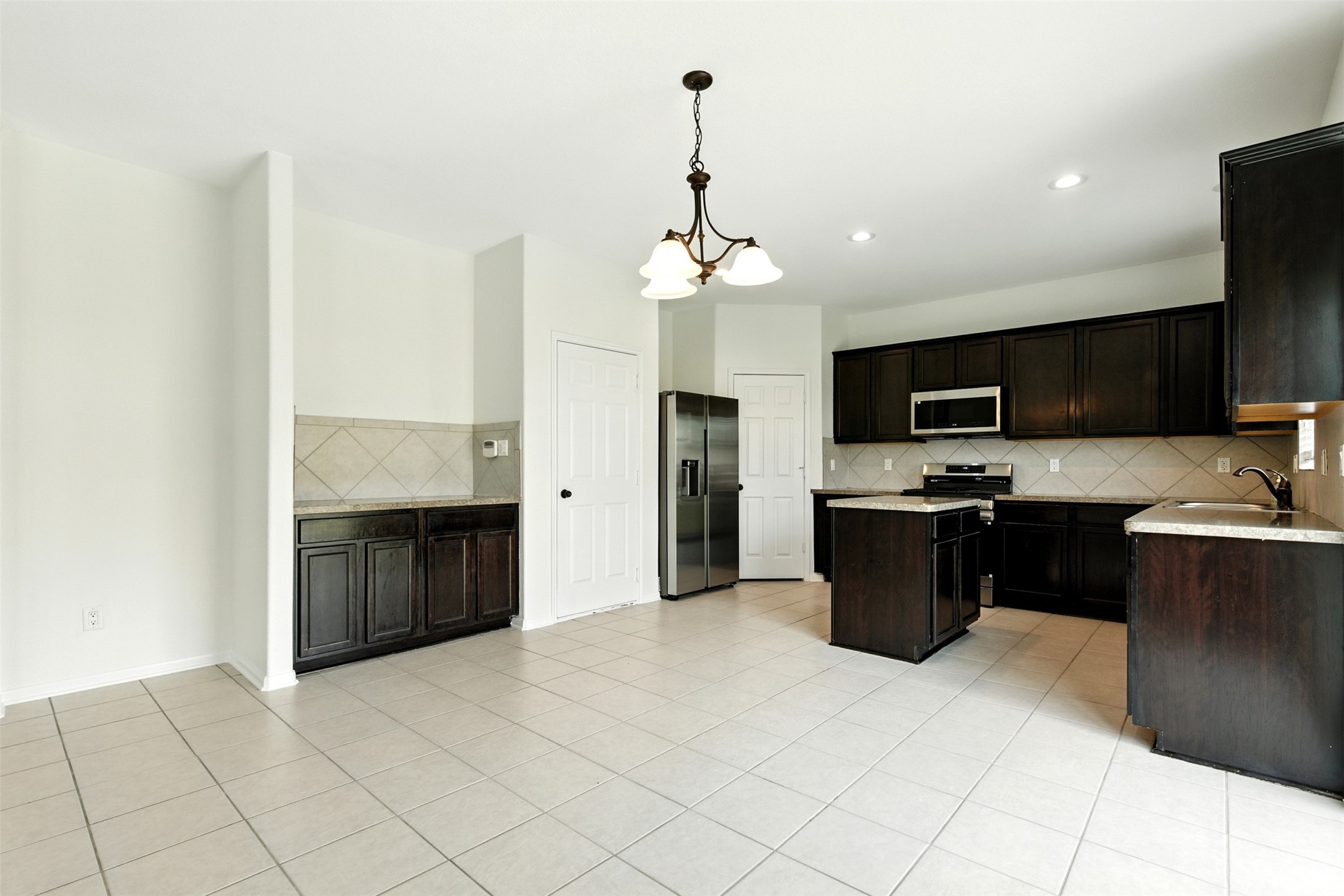 3219 This Way Property Photo 12