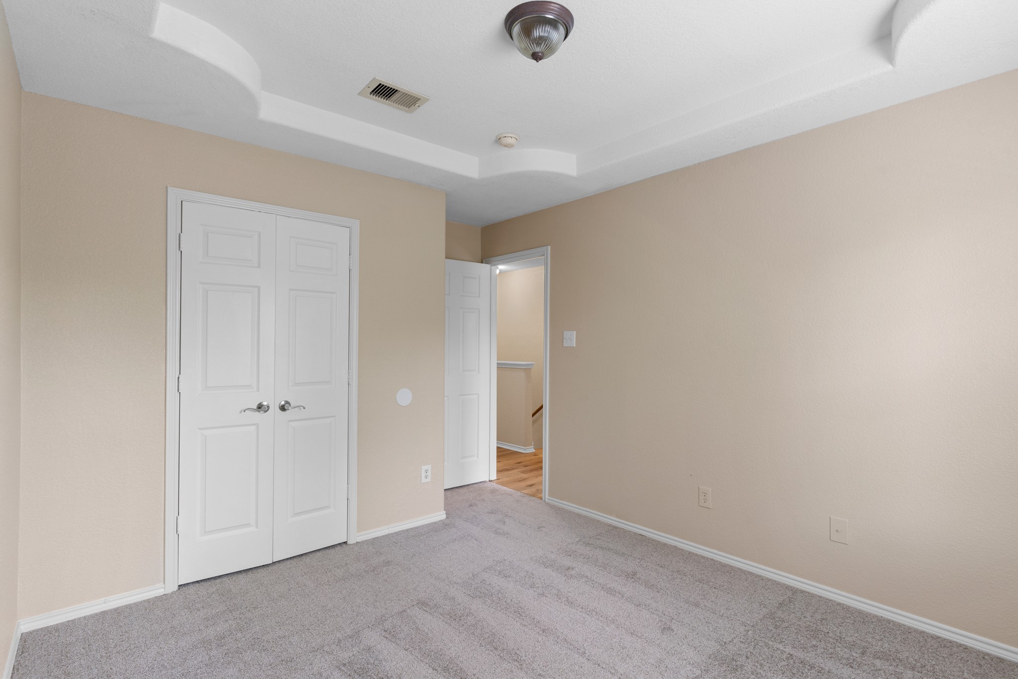 6238 Cottage Pines Drive Property Photo 19