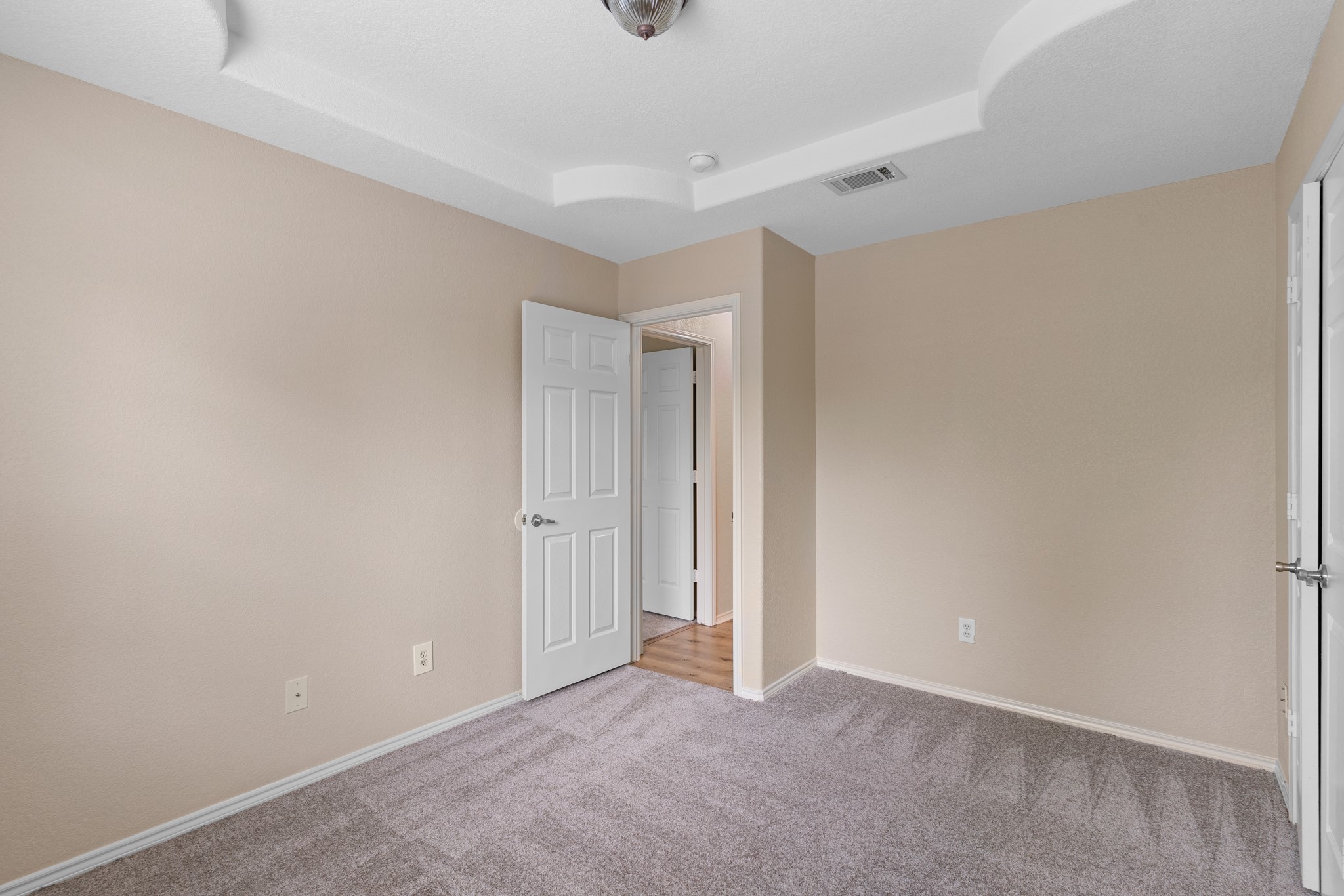 6238 Cottage Pines Drive Property Photo 20