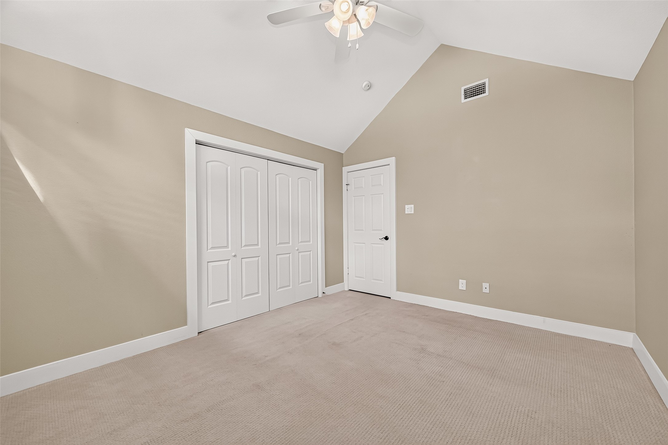 3 Hidden Deer Corner Court Property Photo 40