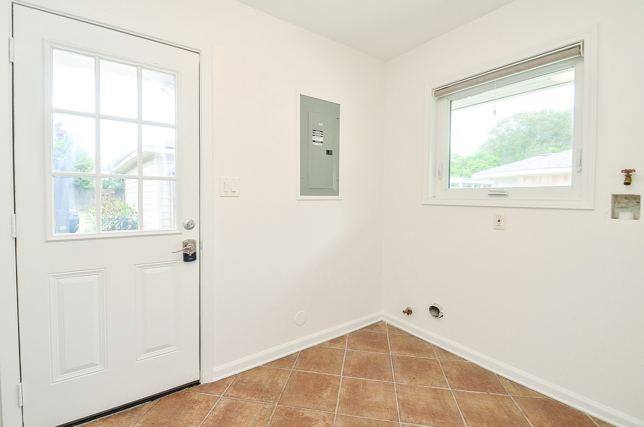 5127 Hummingbird Street Property Photo 25