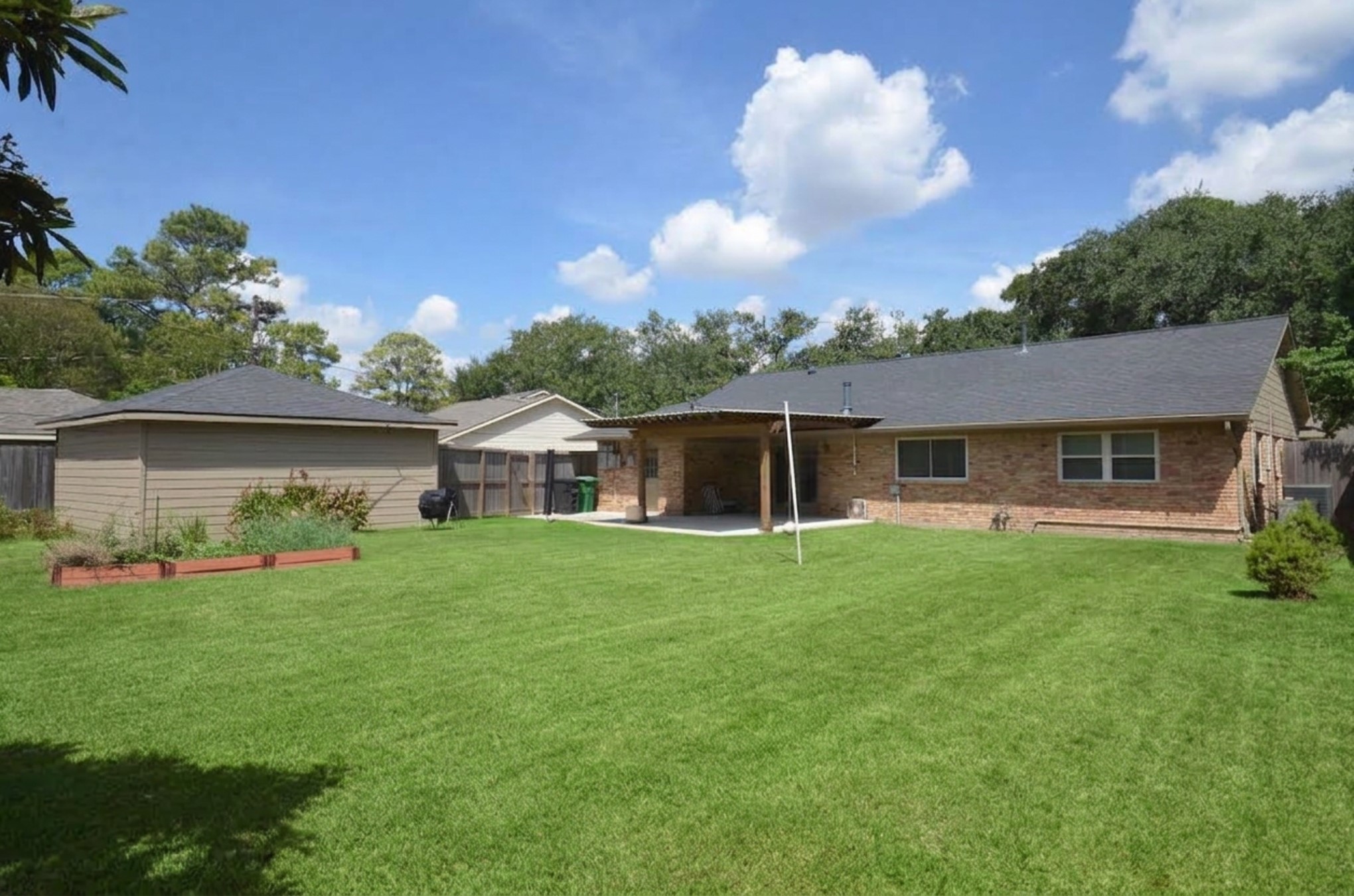 5127 Hummingbird Street Property Photo 32