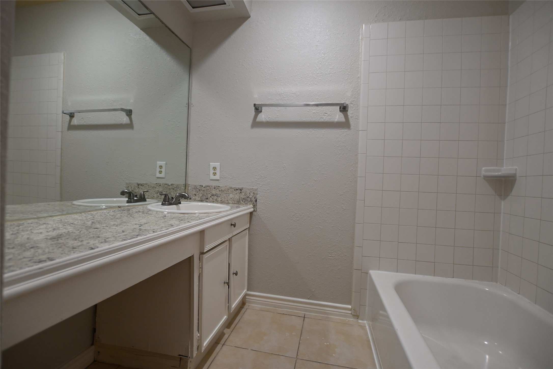 4615 Fitzwater Drive Property Photo 15
