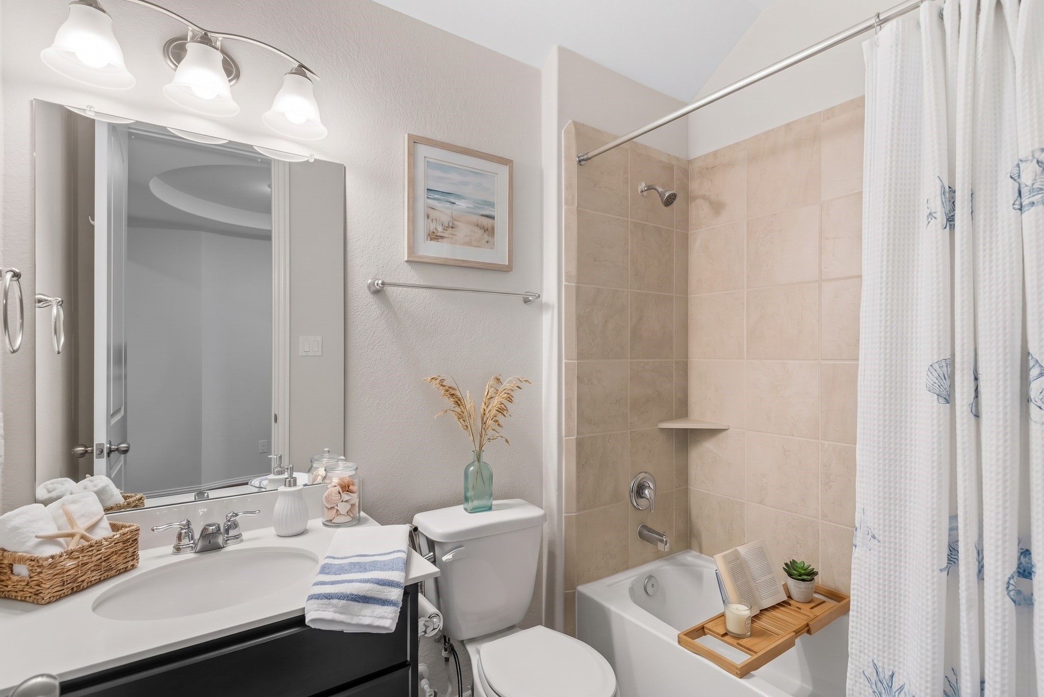 8126 Vida Costa Drive Property Photo 13