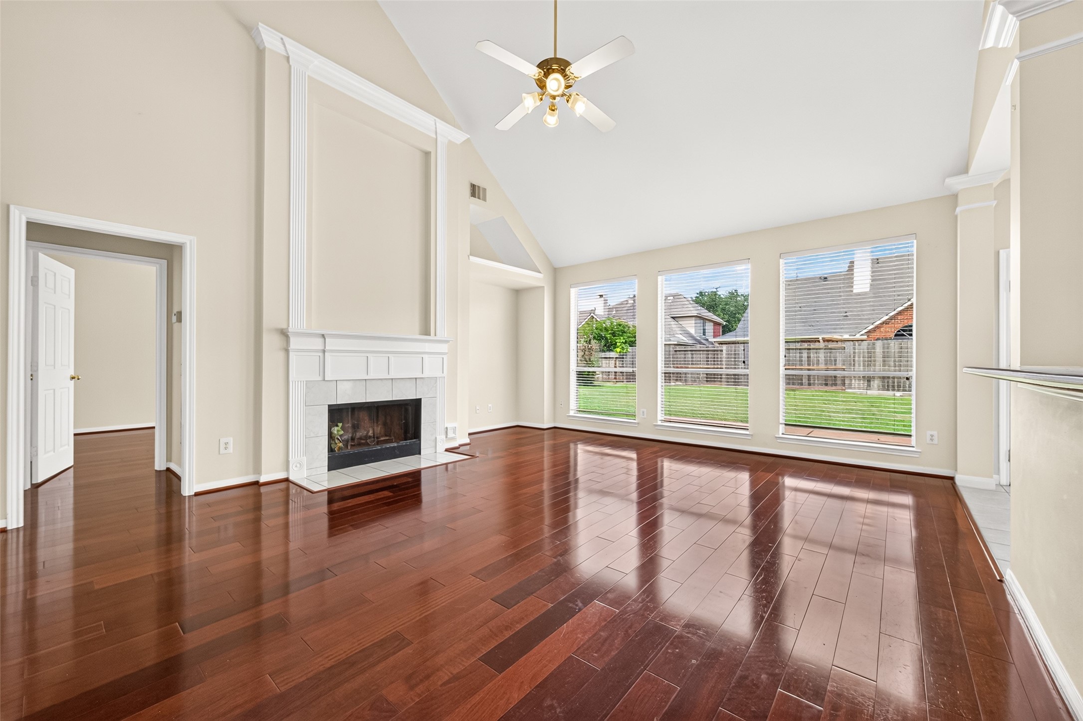 1711 Emma Cove Court Property Photo 17
