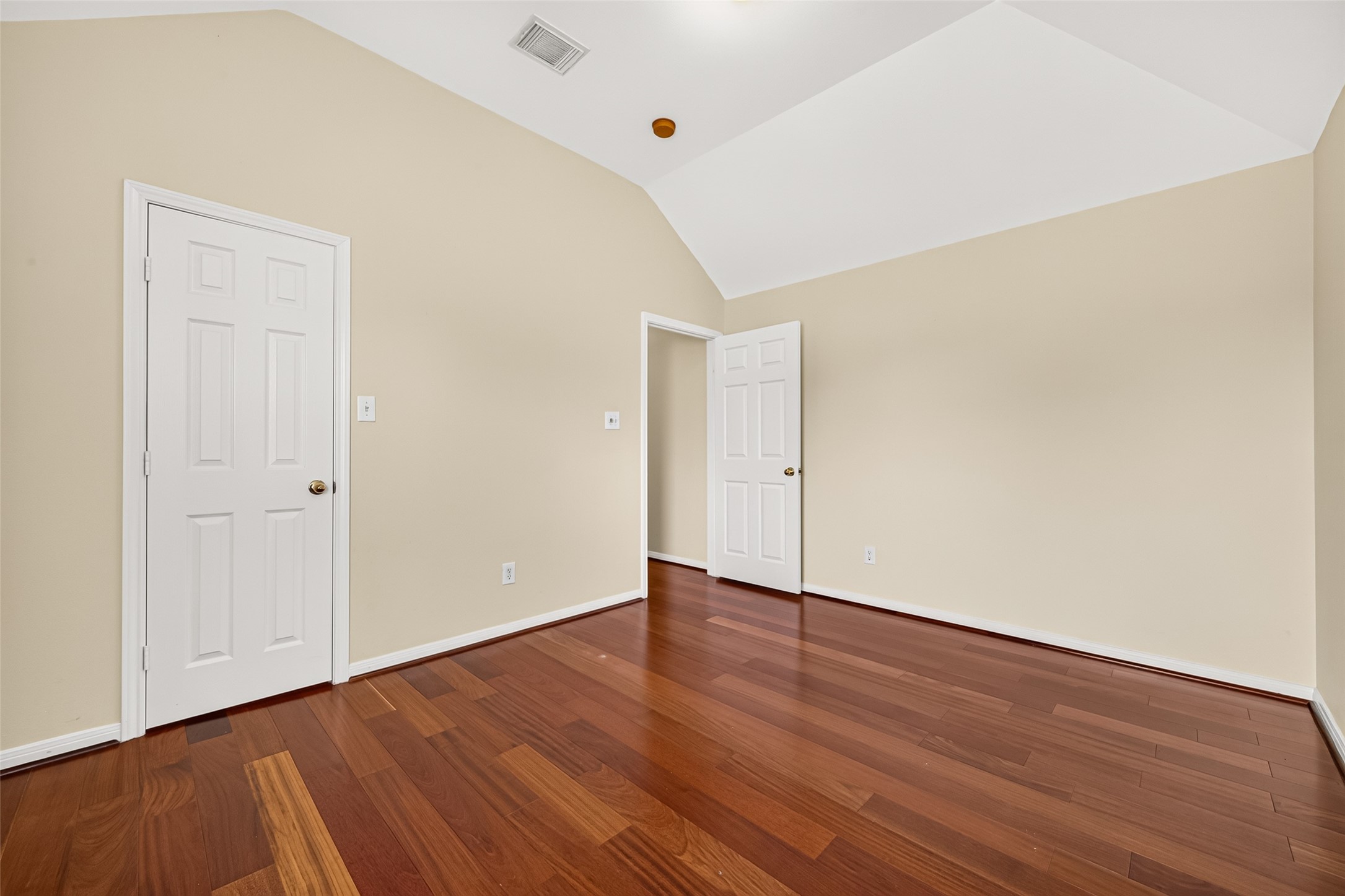 1711 Emma Cove Court Property Photo 39