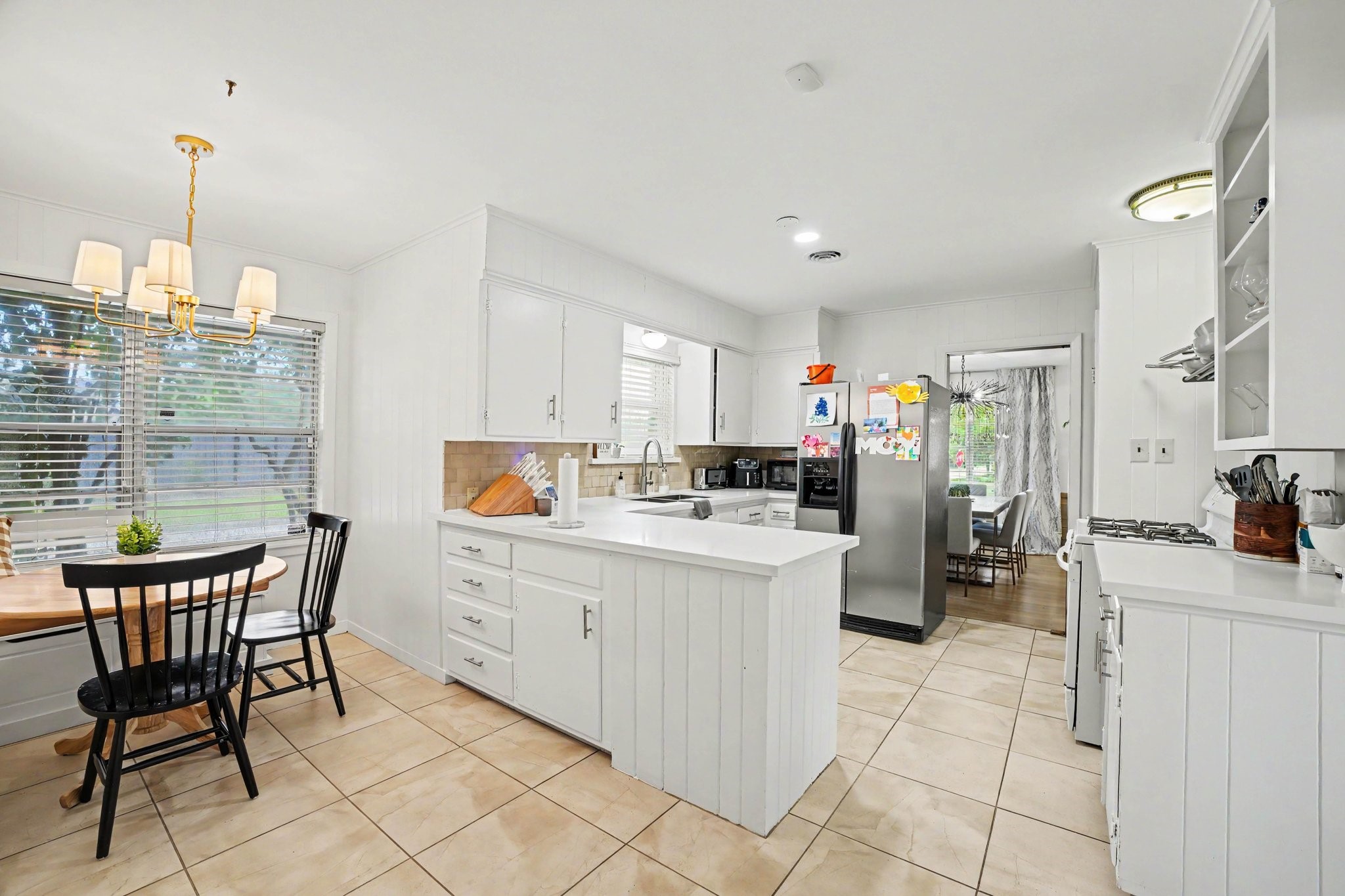 6267 Chevy Chase Drive Property Photo 12
